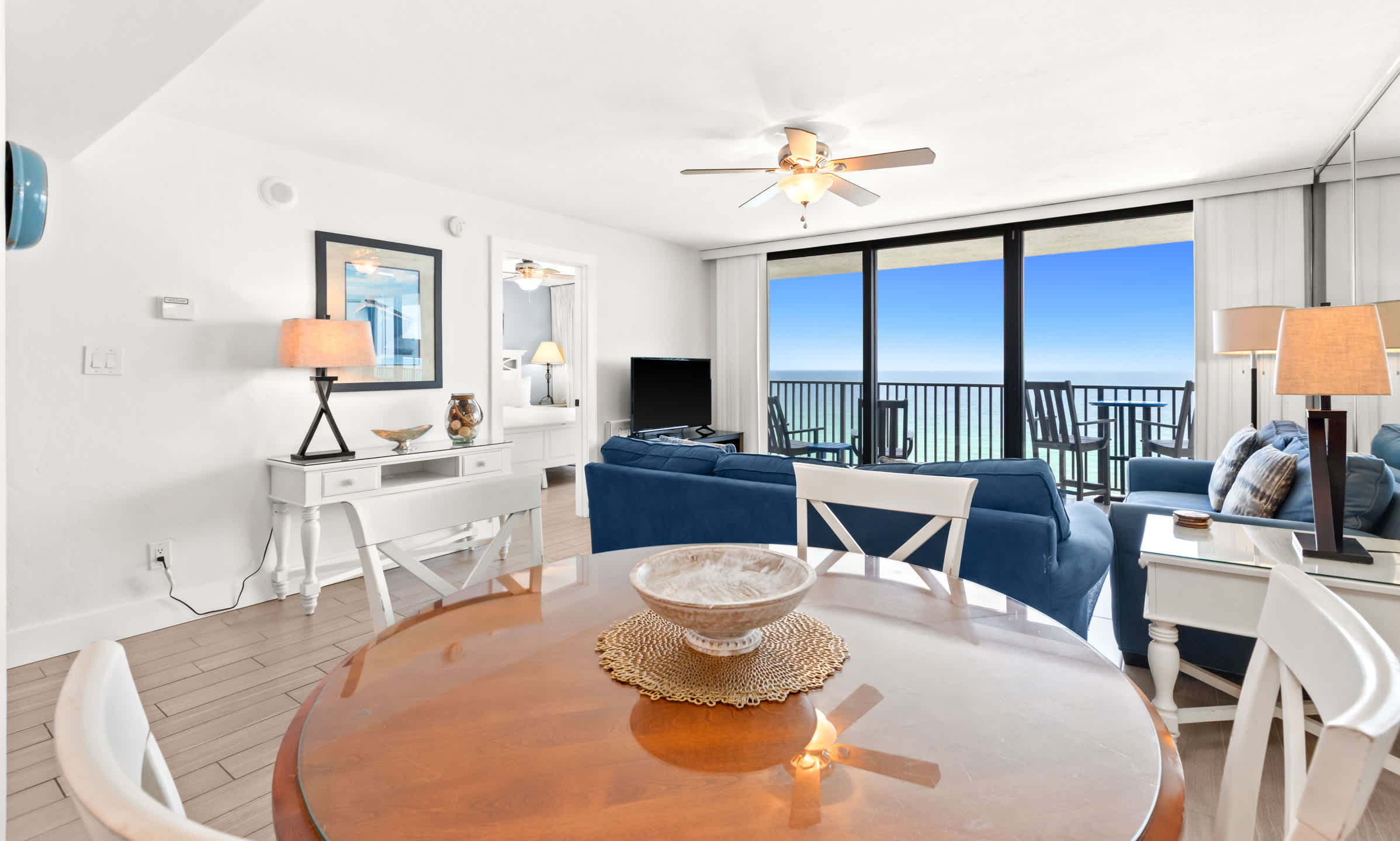 One Seagrove Place 1202 10