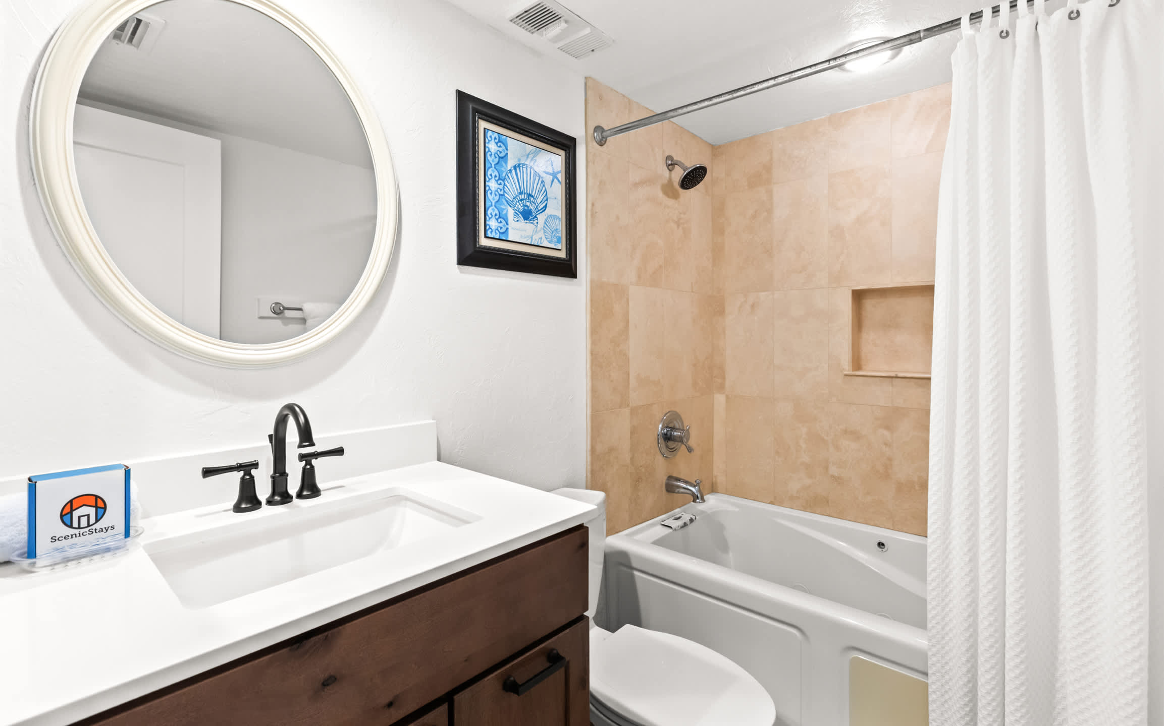 One Seagrove Place 1202 17