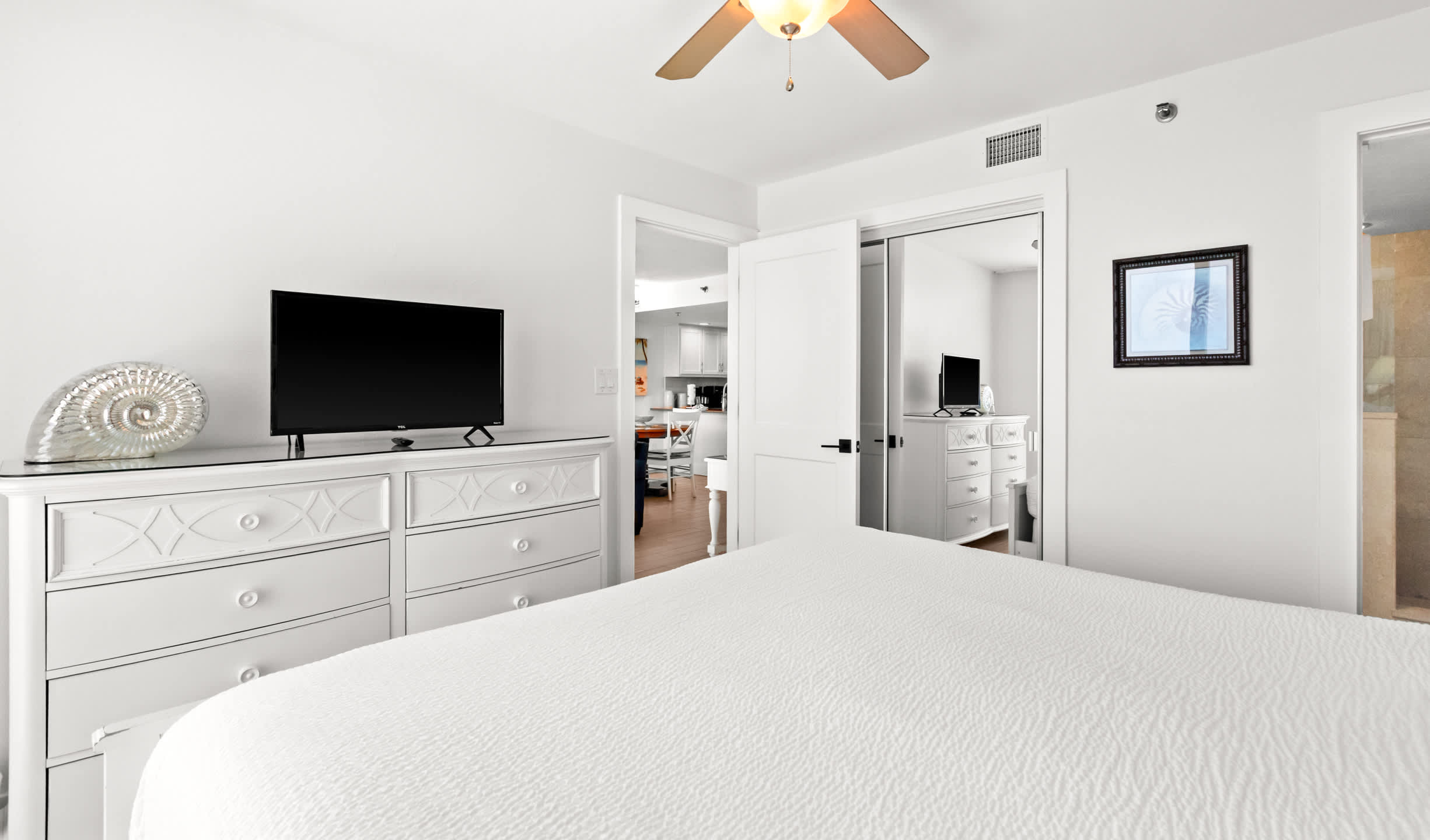 One Seagrove Place 1202 20