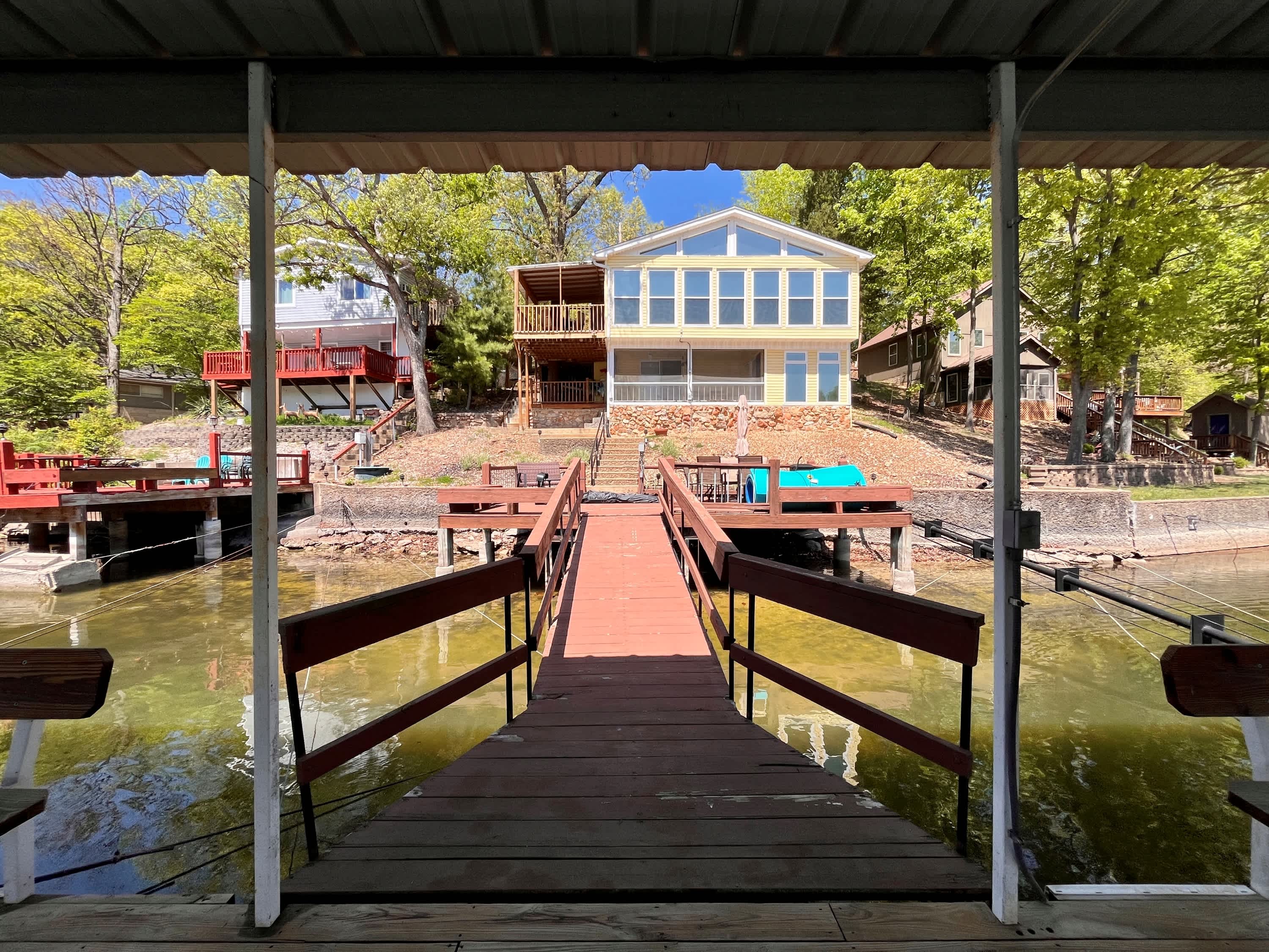 Dockside days and lakefront nights await