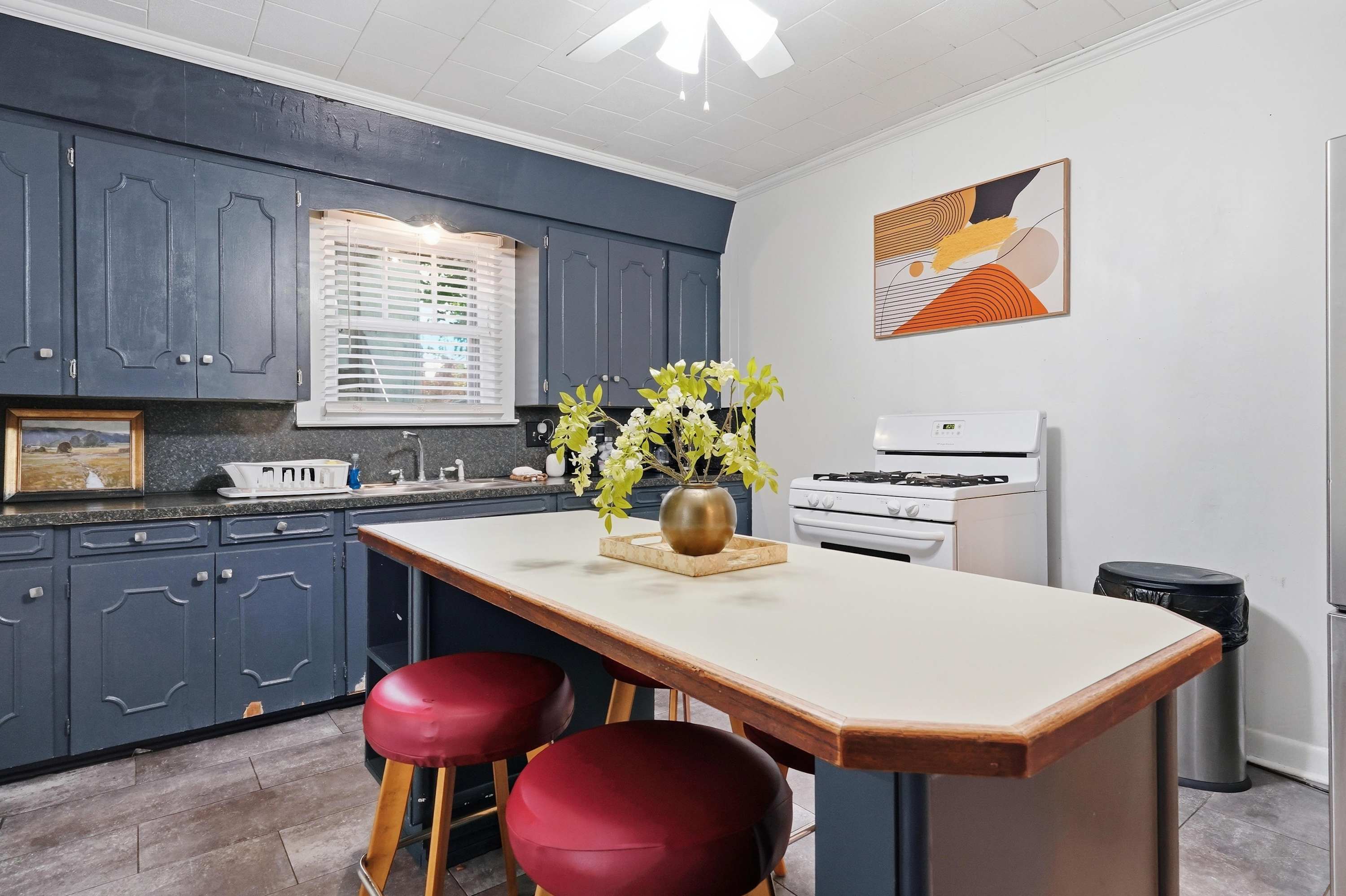 Bright 4BR Retreat Near Downtown Lafayette