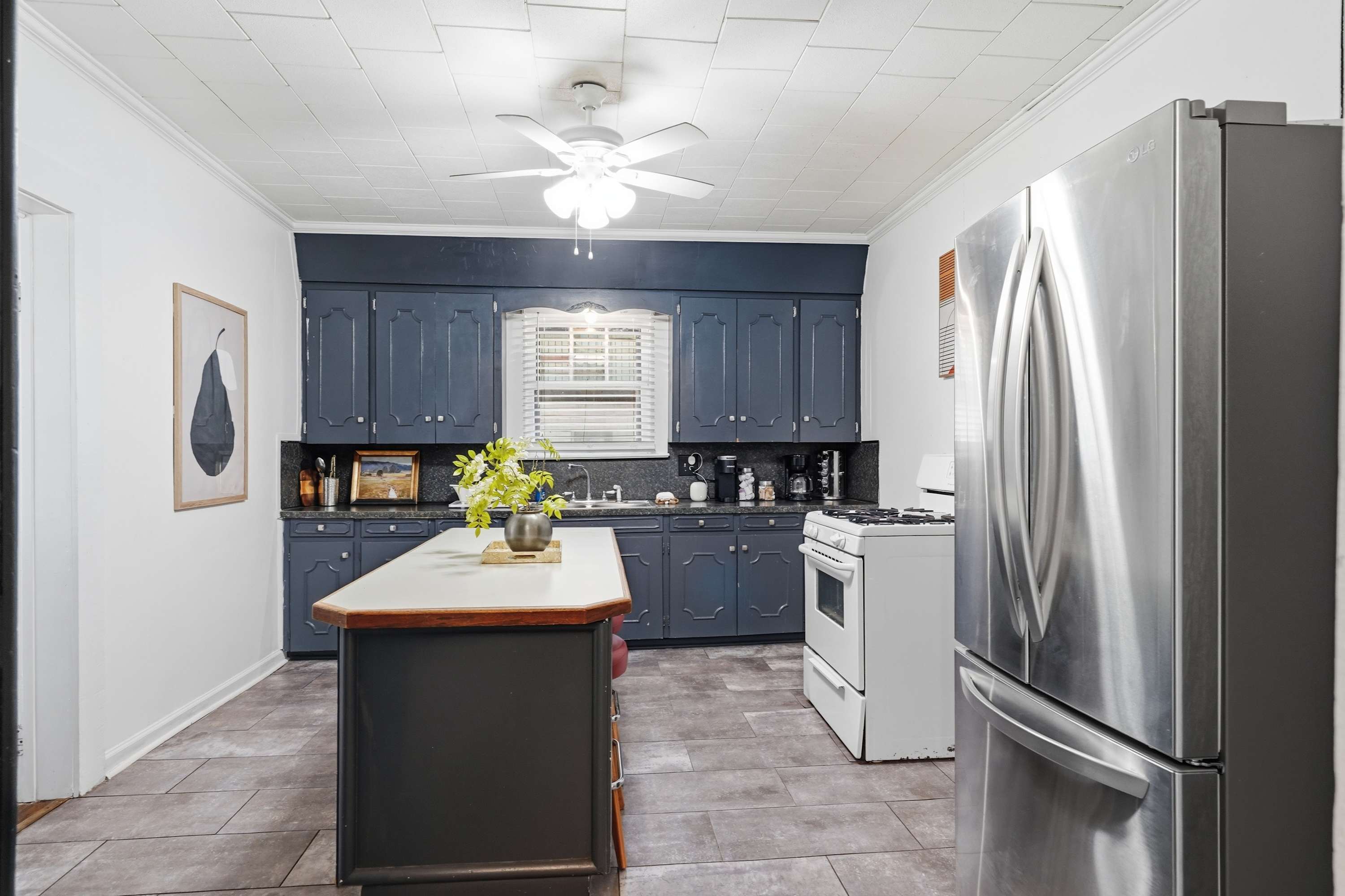 Affordable Private Room Near Downtown
