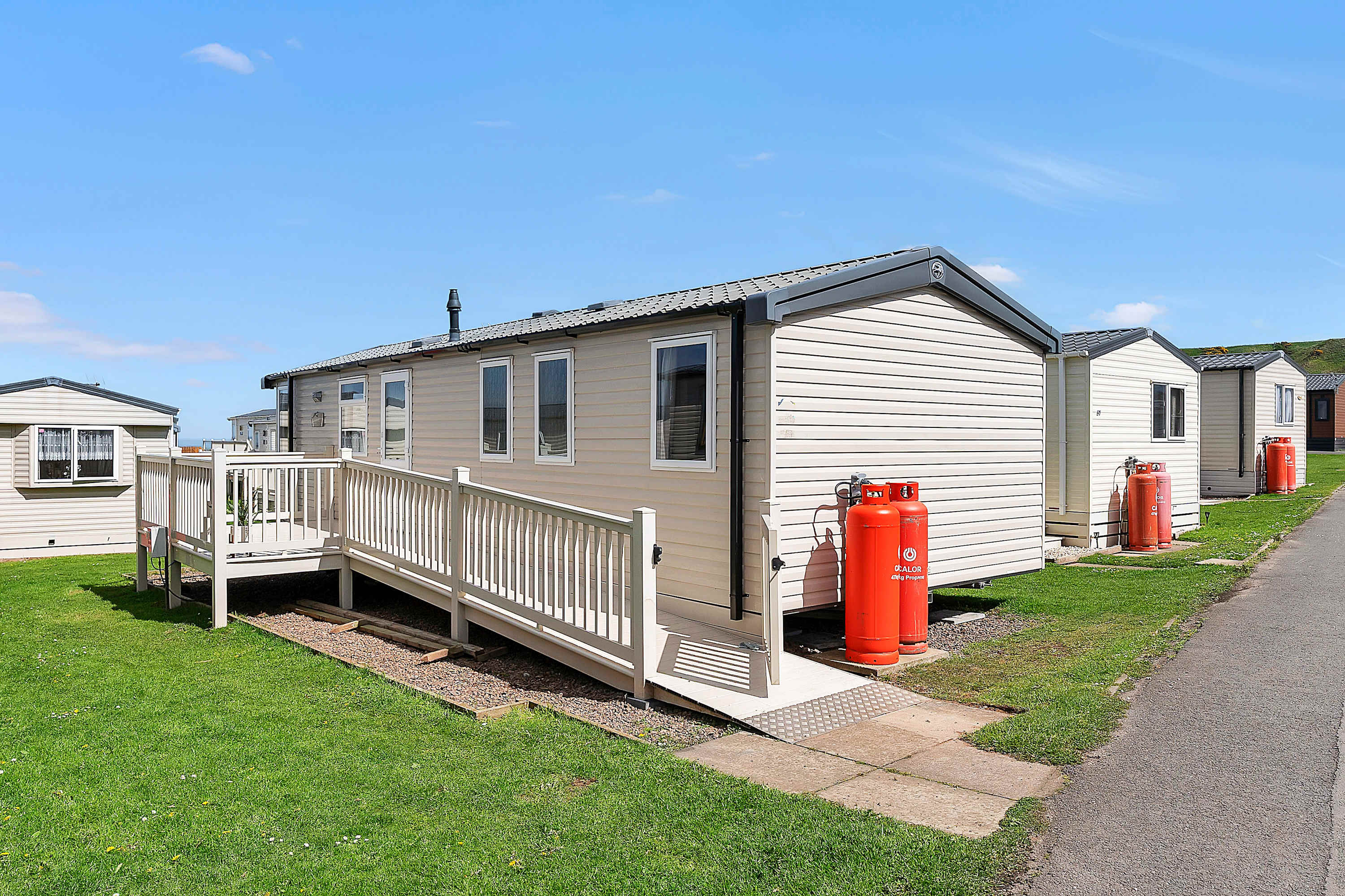 Free Parking - Pease Bay Family Caravan -3BR- WiFi in Southern Upland Way TD13 5YP - Property image 32 - VivreStays