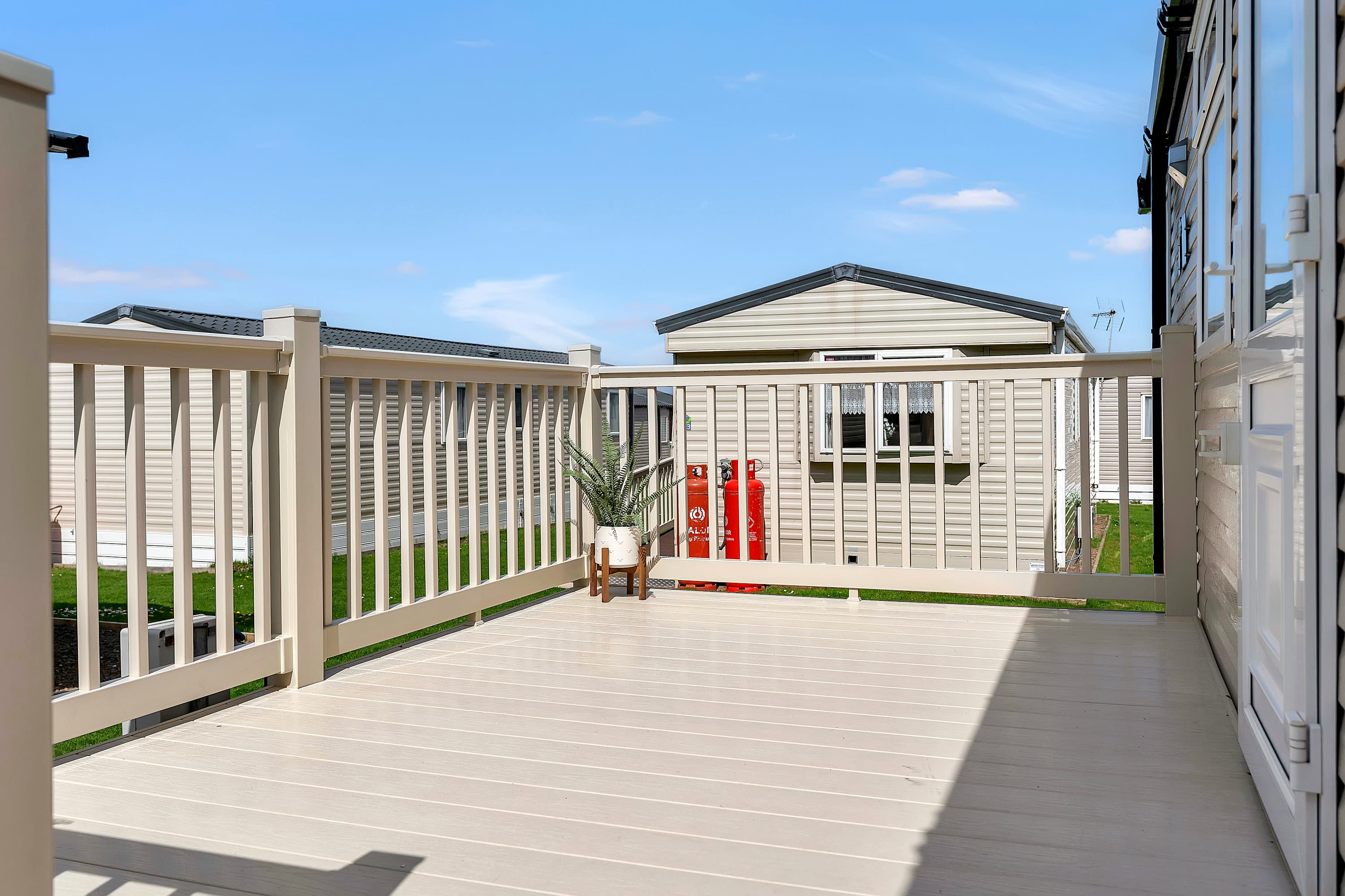 Free Parking - Pease Bay Family Caravan -3BR- WiFi in Southern Upland Way TD13 5YP - Property image 17 - VivreStays