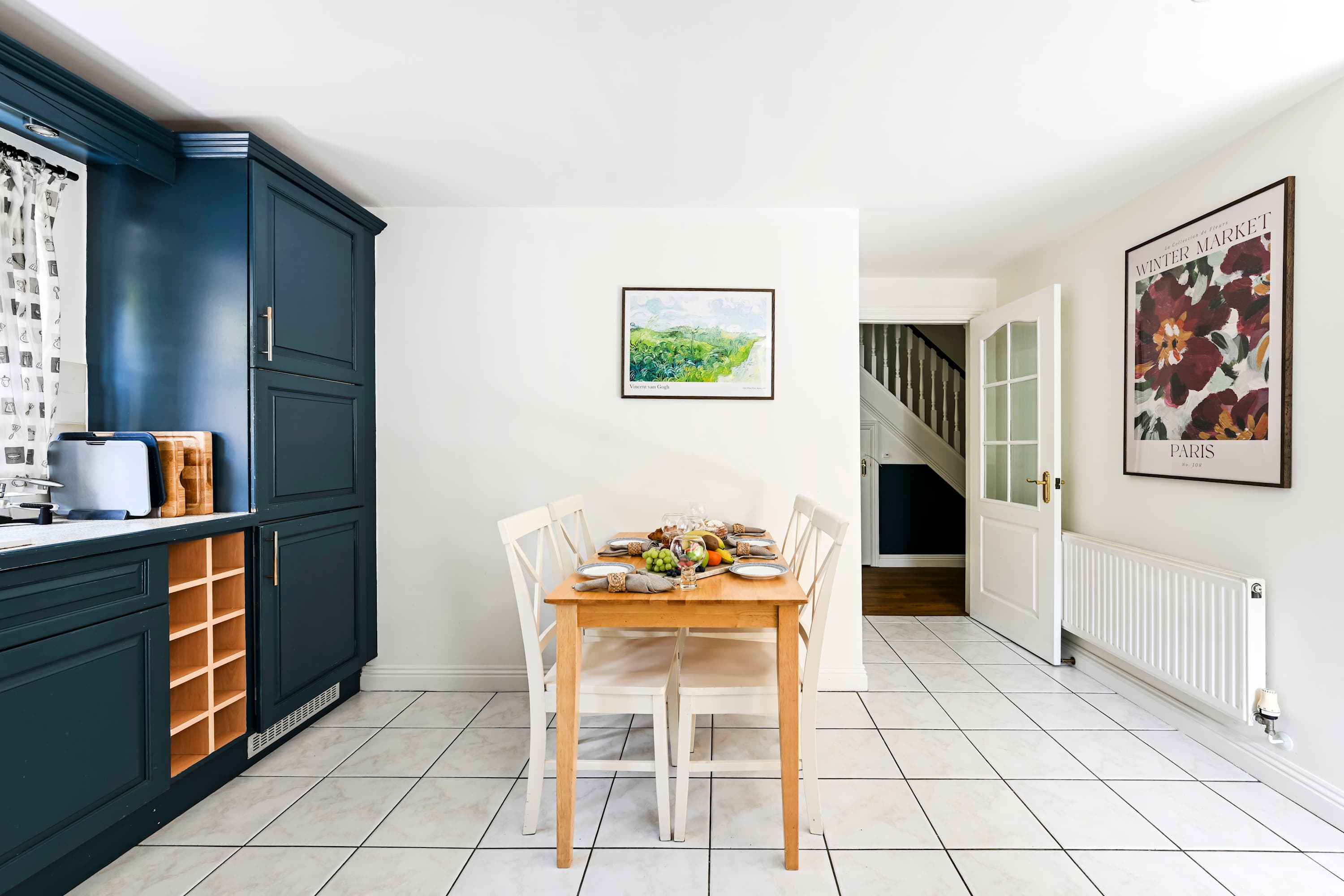Big 5-Bed Home | Garden & 5 Min to Blenheim Palace in Broad Field Road 22 OX5 1UL - Property image 37 - VivreStays