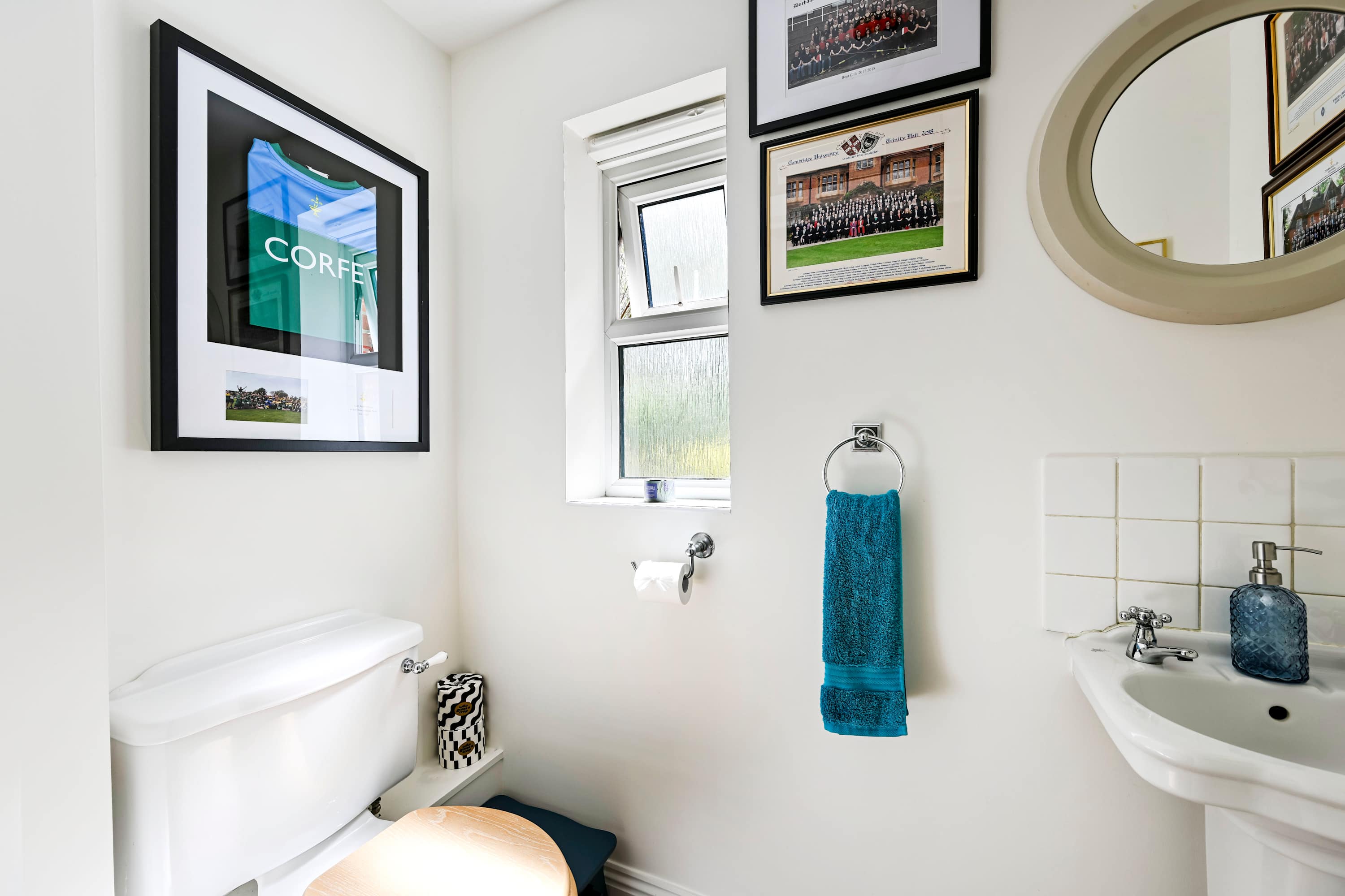 Big 5-Bed Home | Garden & 5 Min to Blenheim Palace in Broad Field Road 22 OX5 1UL - Property image 31 - VivreStays