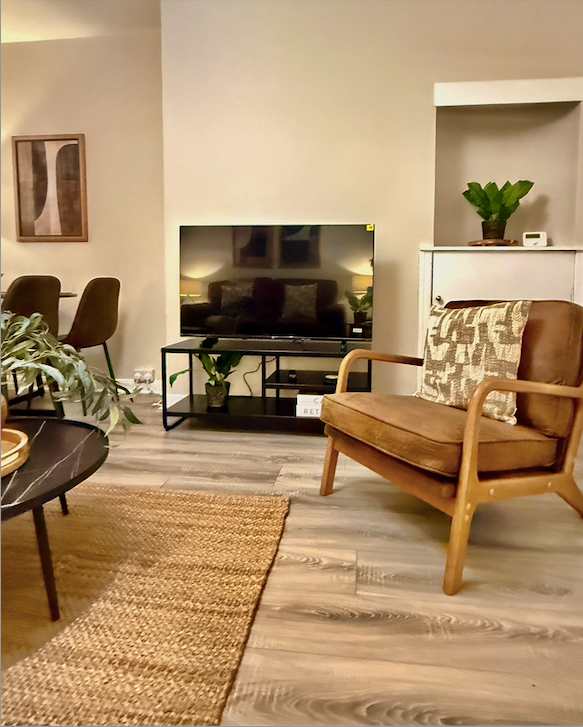 Cosy flat in the heart of Falkirk in Pine Grove 14 FK2 9SW - Property image 5 - VivreStays