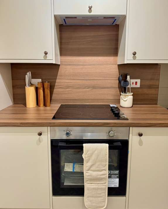 Cosy flat in the heart of Falkirk in Pine Grove 14 FK2 9SW - Property image 10 - VivreStays