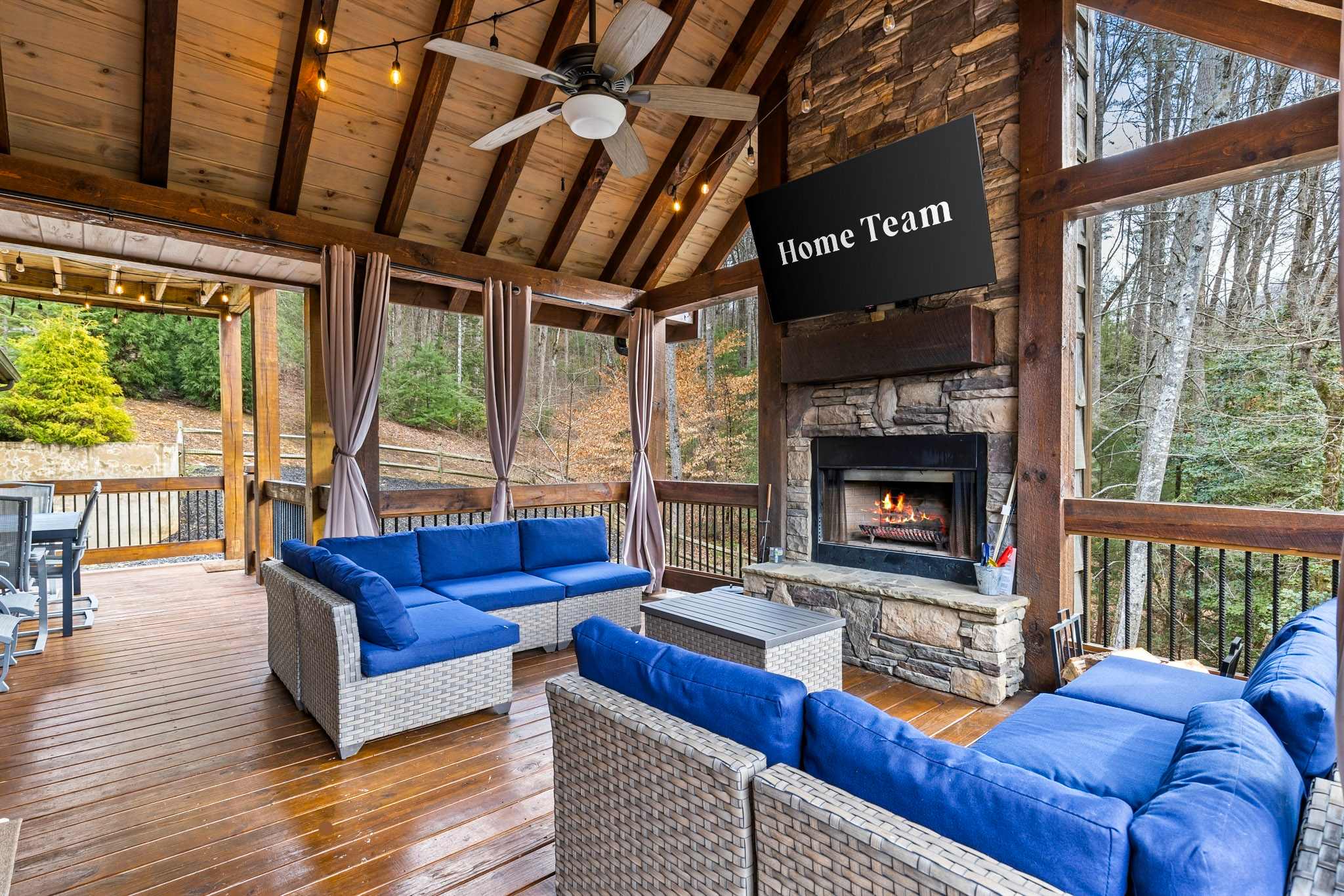 Blue Ridge Cabin~Stunning Views!~Hot Tub~Game Room