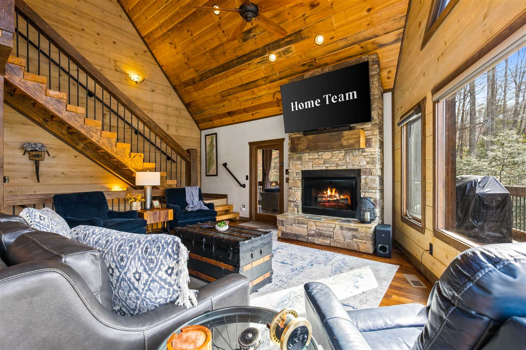 Blue Ridge Cabin~Stunning Views!~Hot Tub~Game Room 6