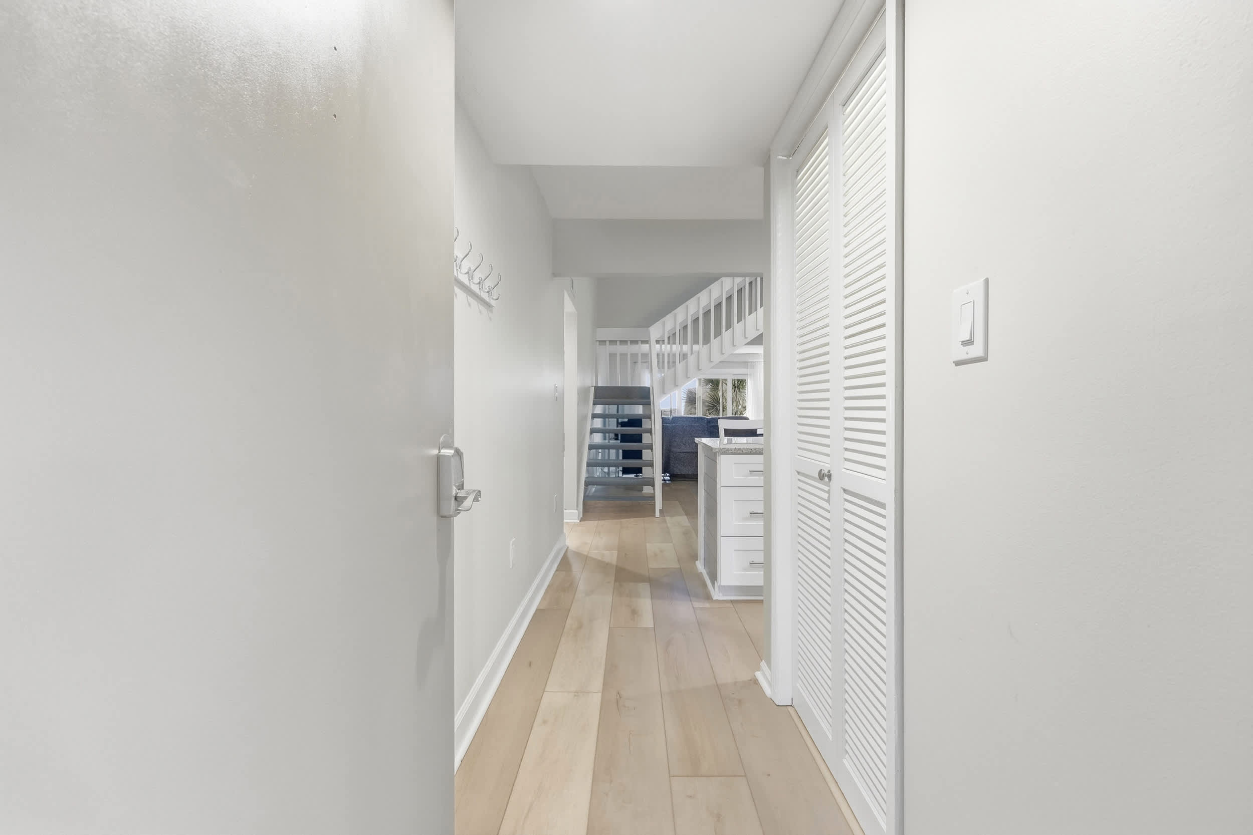 Ocean View All-New Golden Mile Home w 2 Balconies