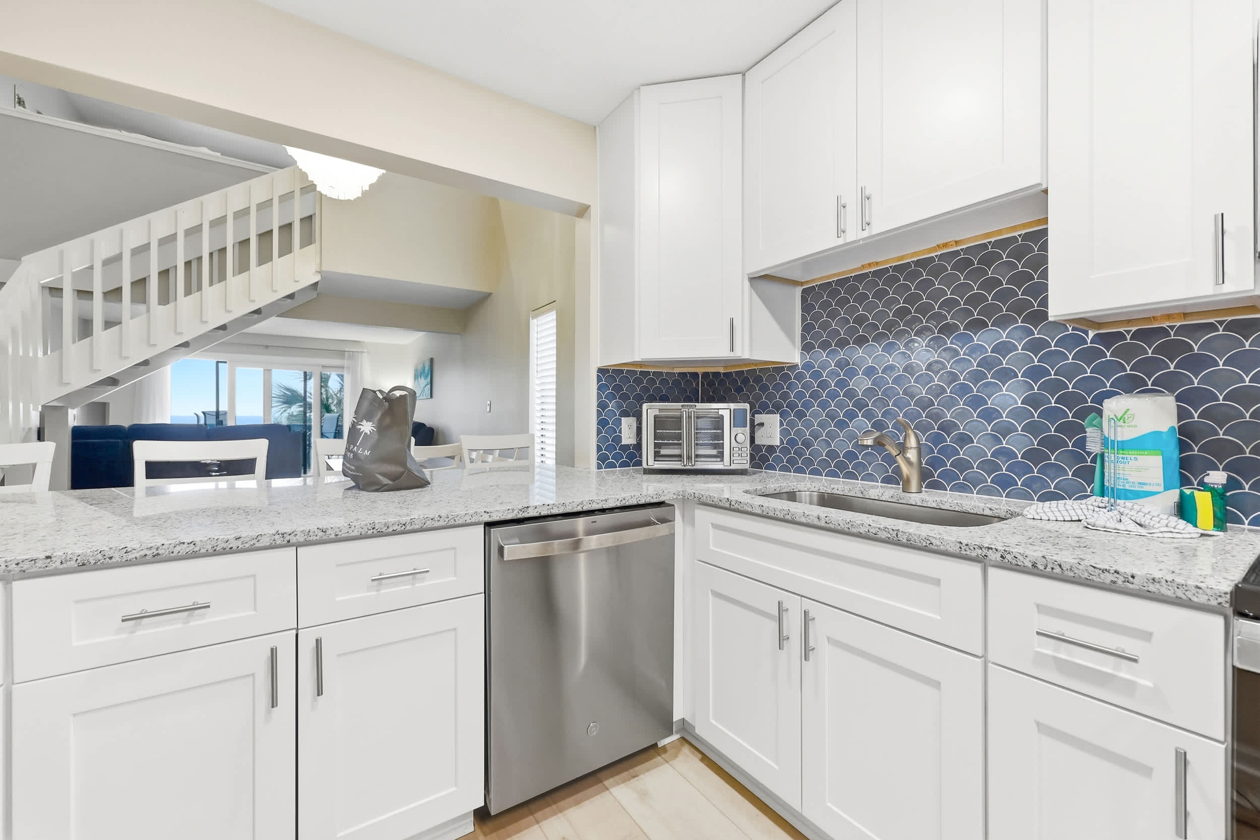 Ocean View All-New Golden Mile Home w 2 Balconies