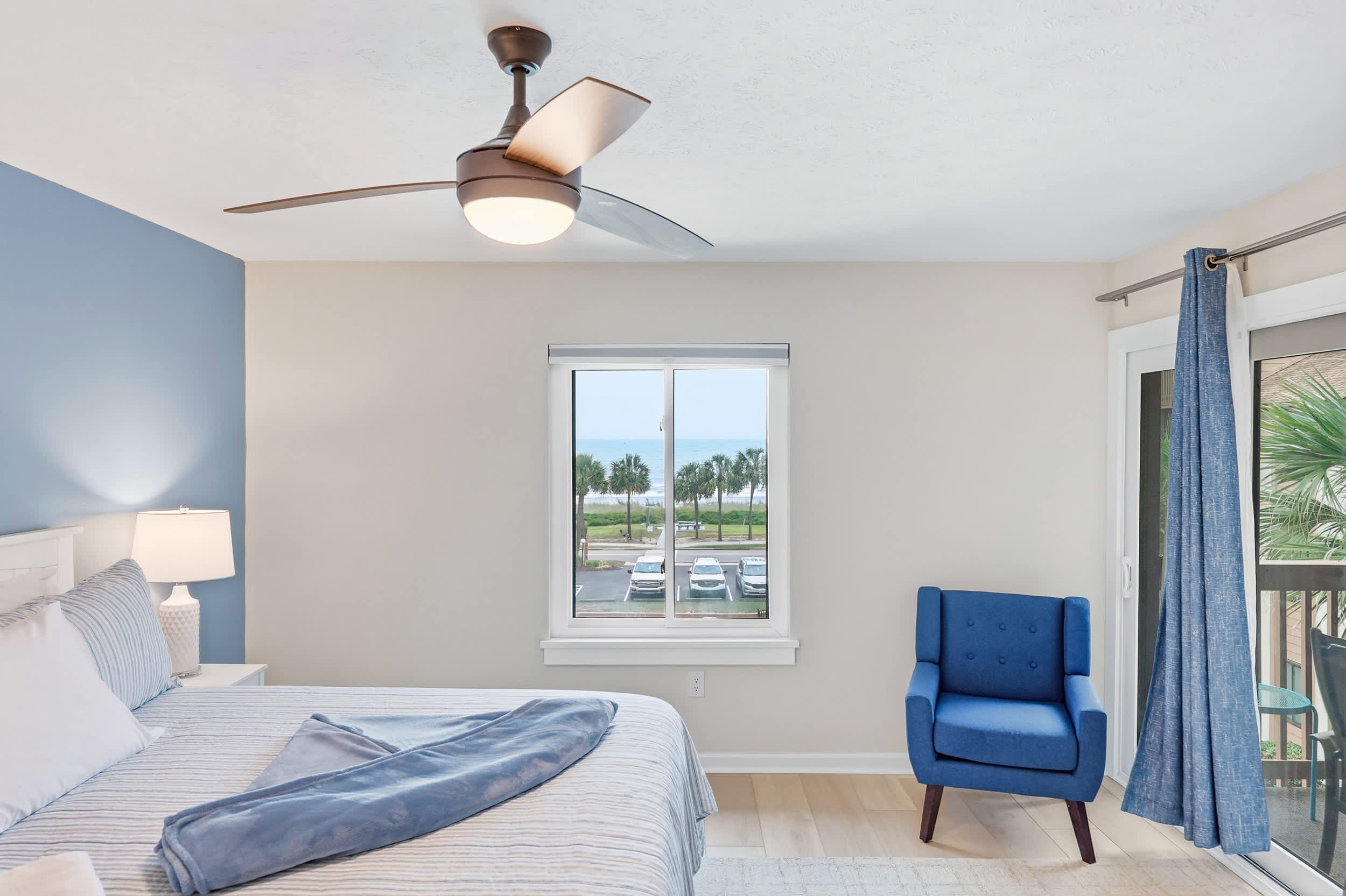 Ocean View All-New Golden Mile Home w 2 Balconies