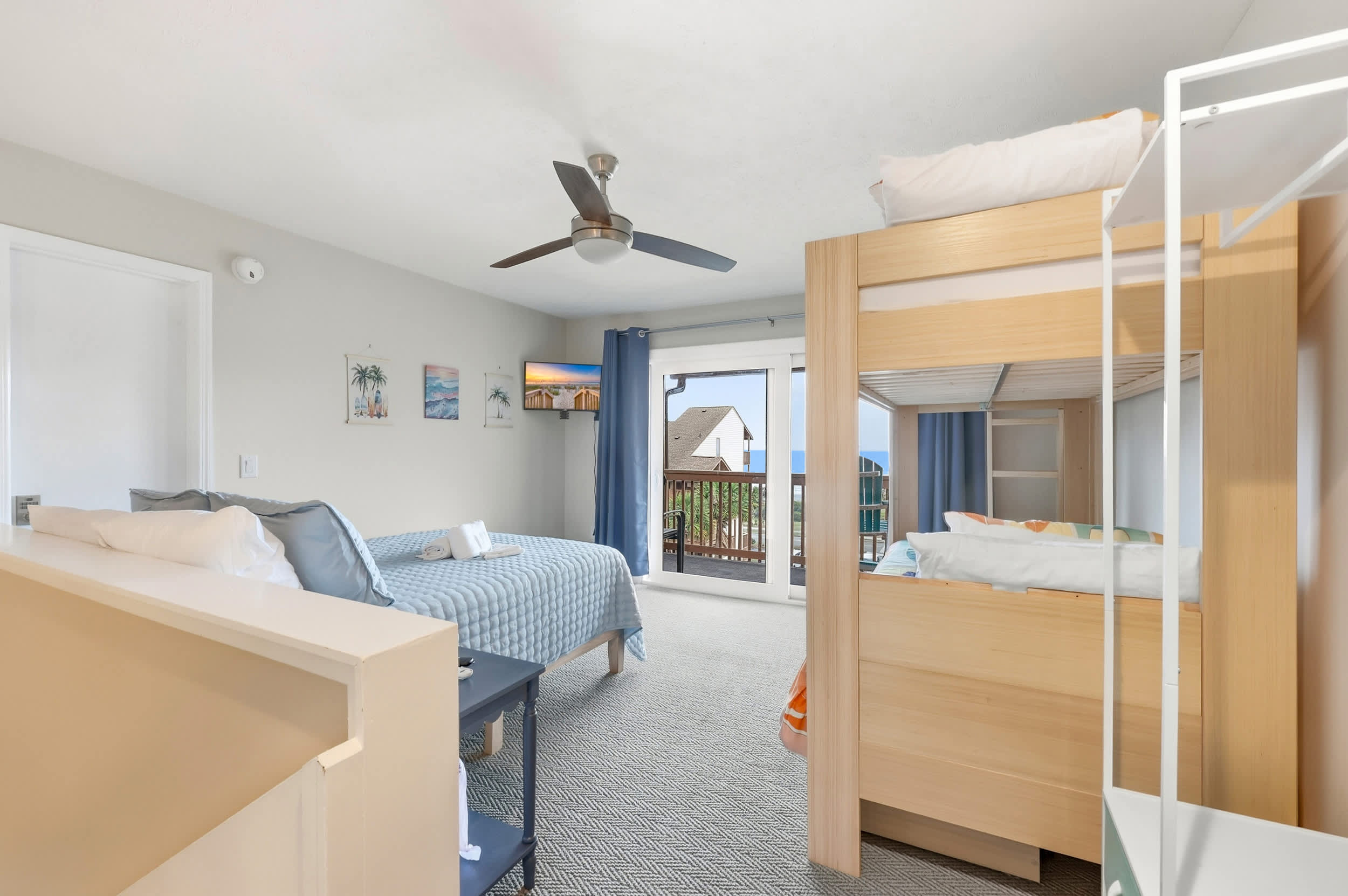 Ocean View All-New Golden Mile Home w 2 Balconies