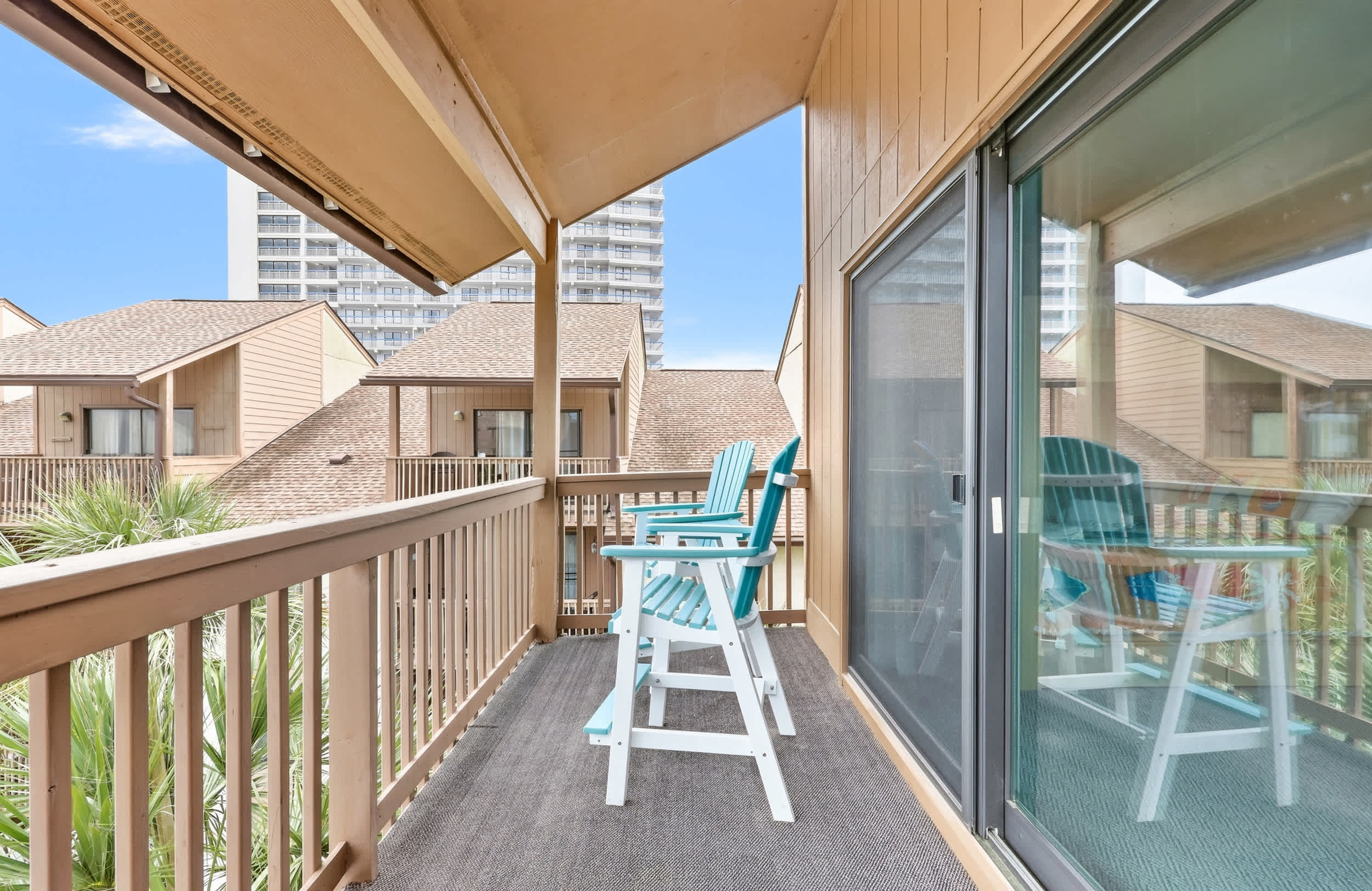 Ocean View All-New Golden Mile Home w 2 Balconies