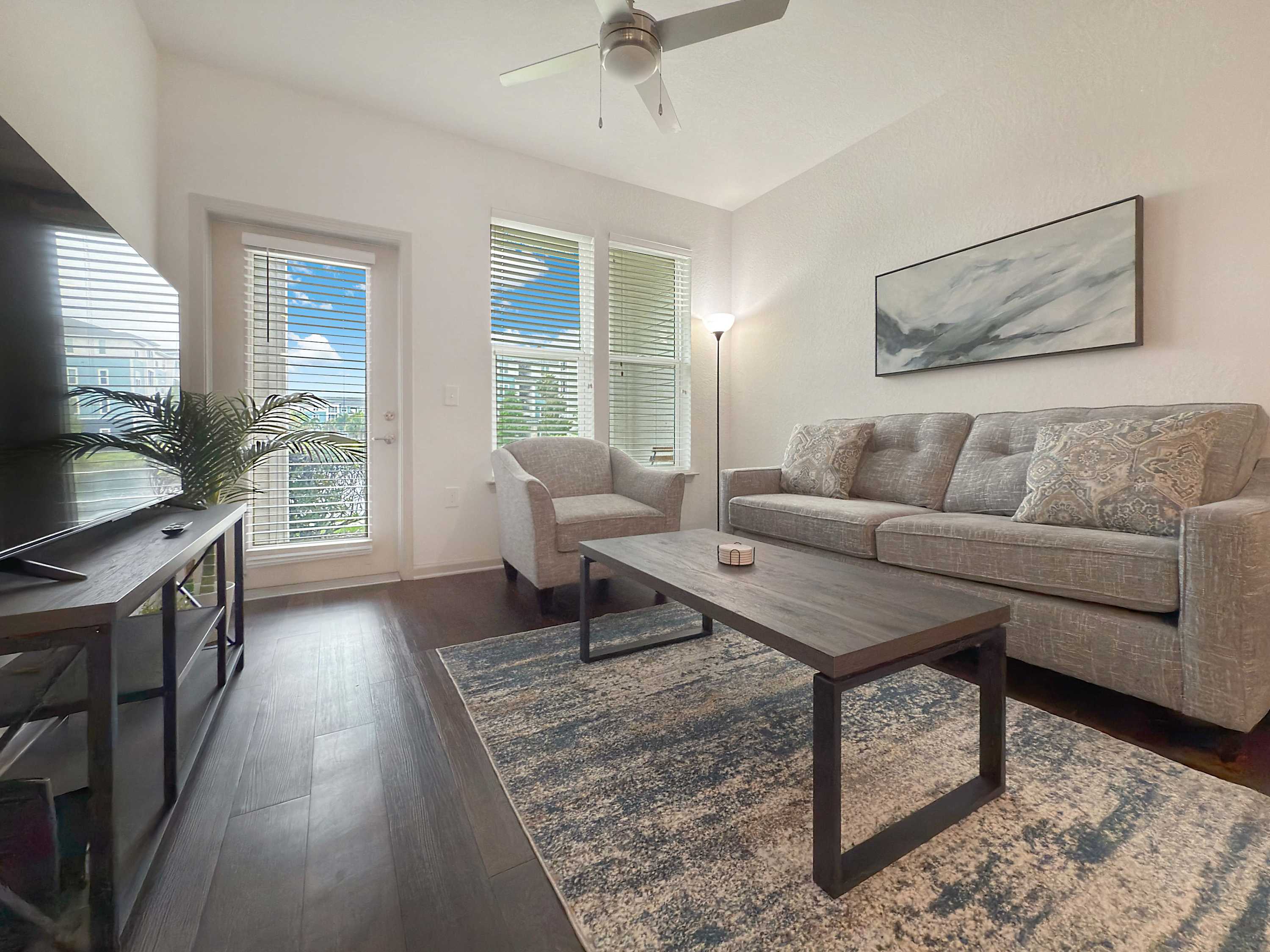 Ground-Floor Luxury 2 BR with Pond and Pool Views