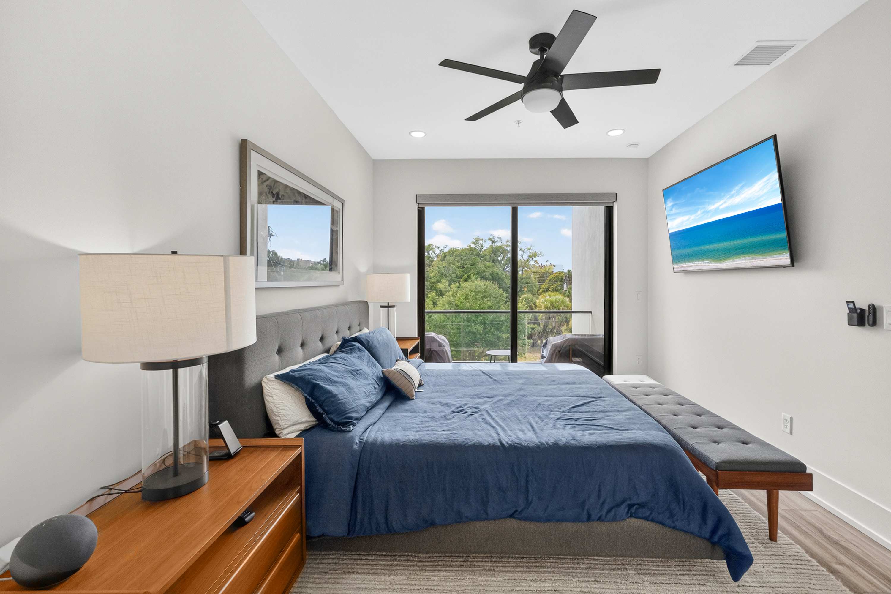 Modern 4BR Home with Rooftop Oasis