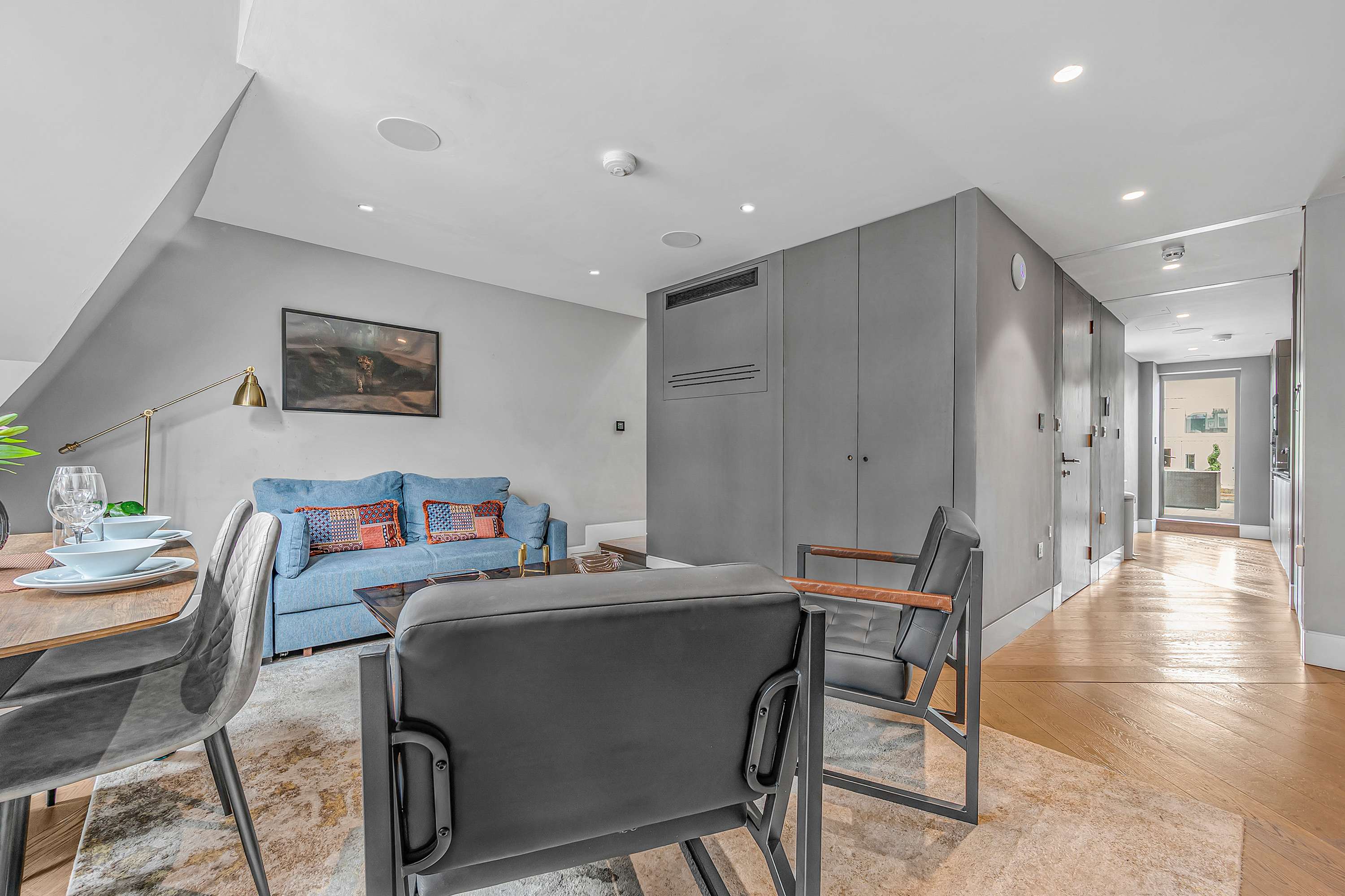 Luxury 1-Bed Penthouse with AC & Terrace, Soho in Bateman Street W1D - Property image 9 - VivreStays