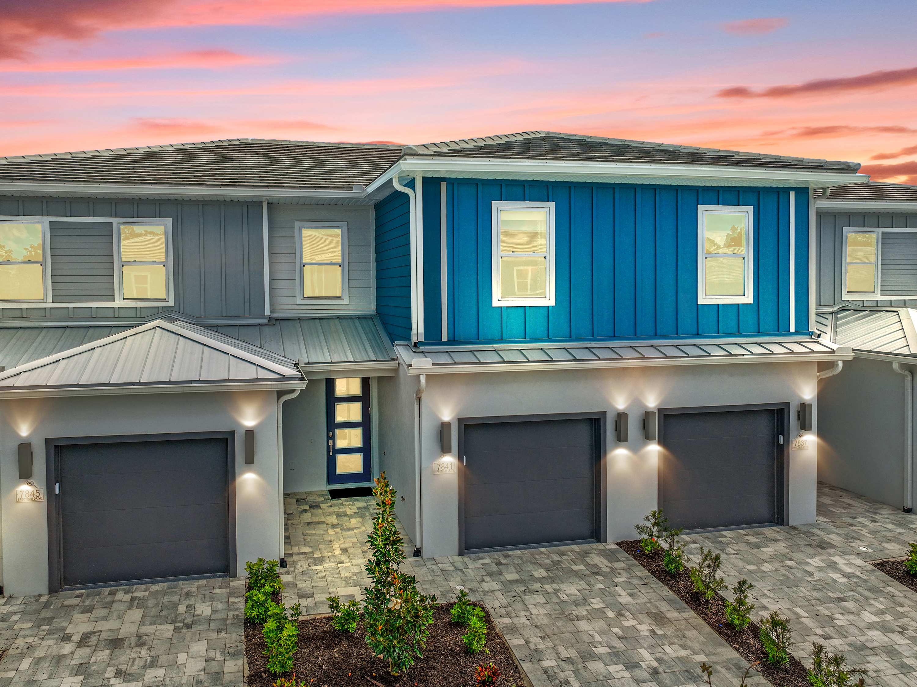 Luxury townhome at Reunion, near Disney