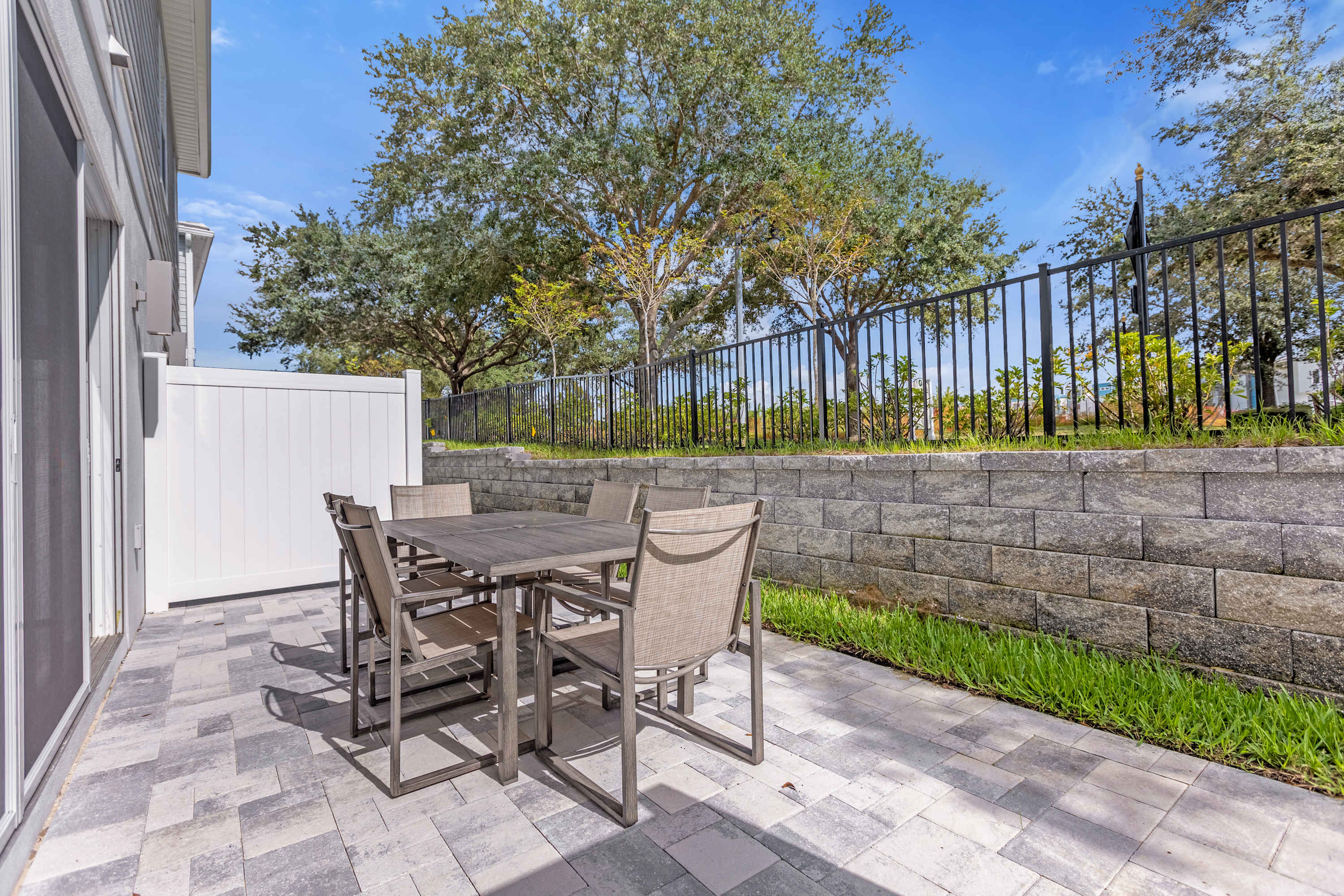 Luxury townhome at Reunion, near Disney