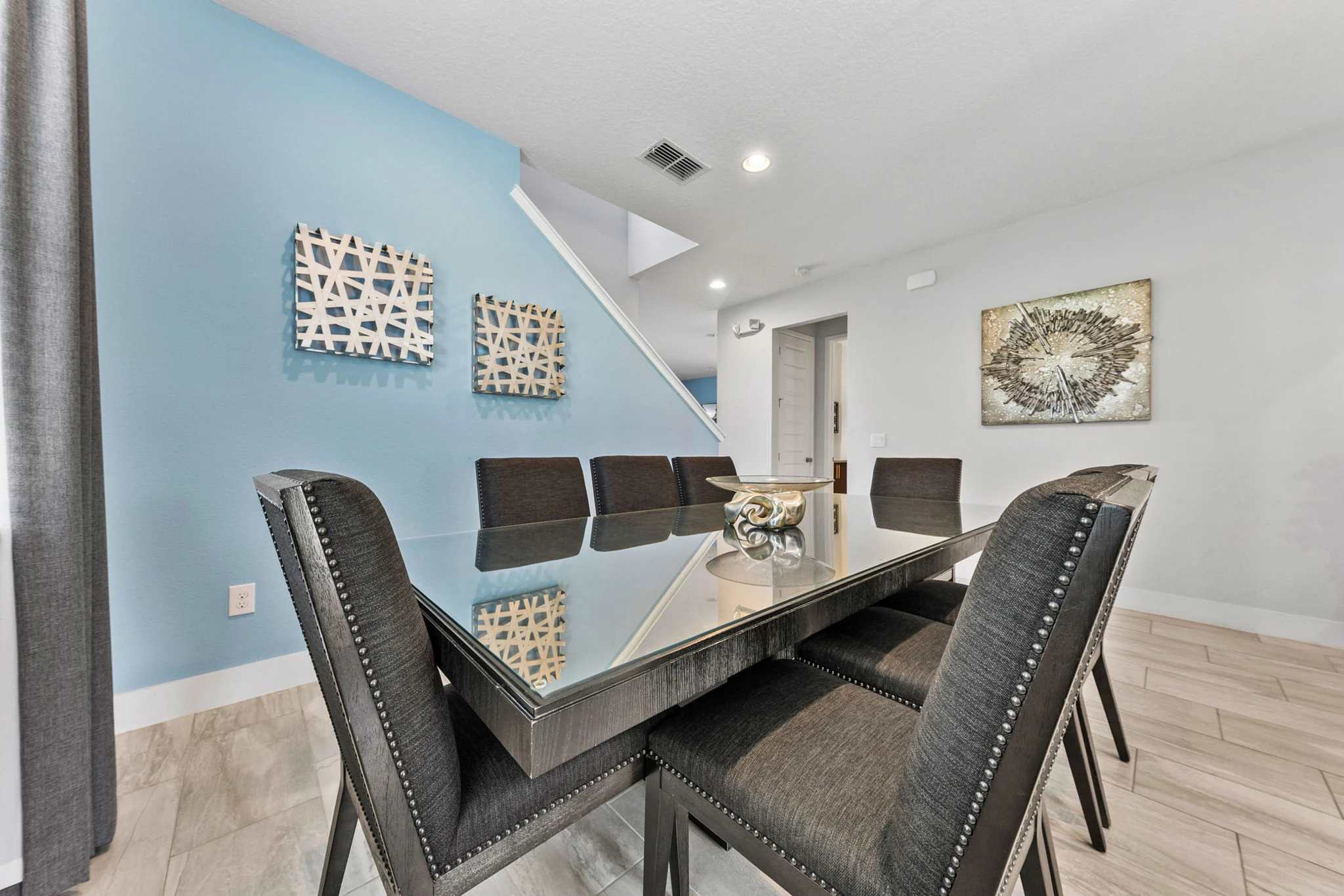 Family villa with private pool & full kitchen