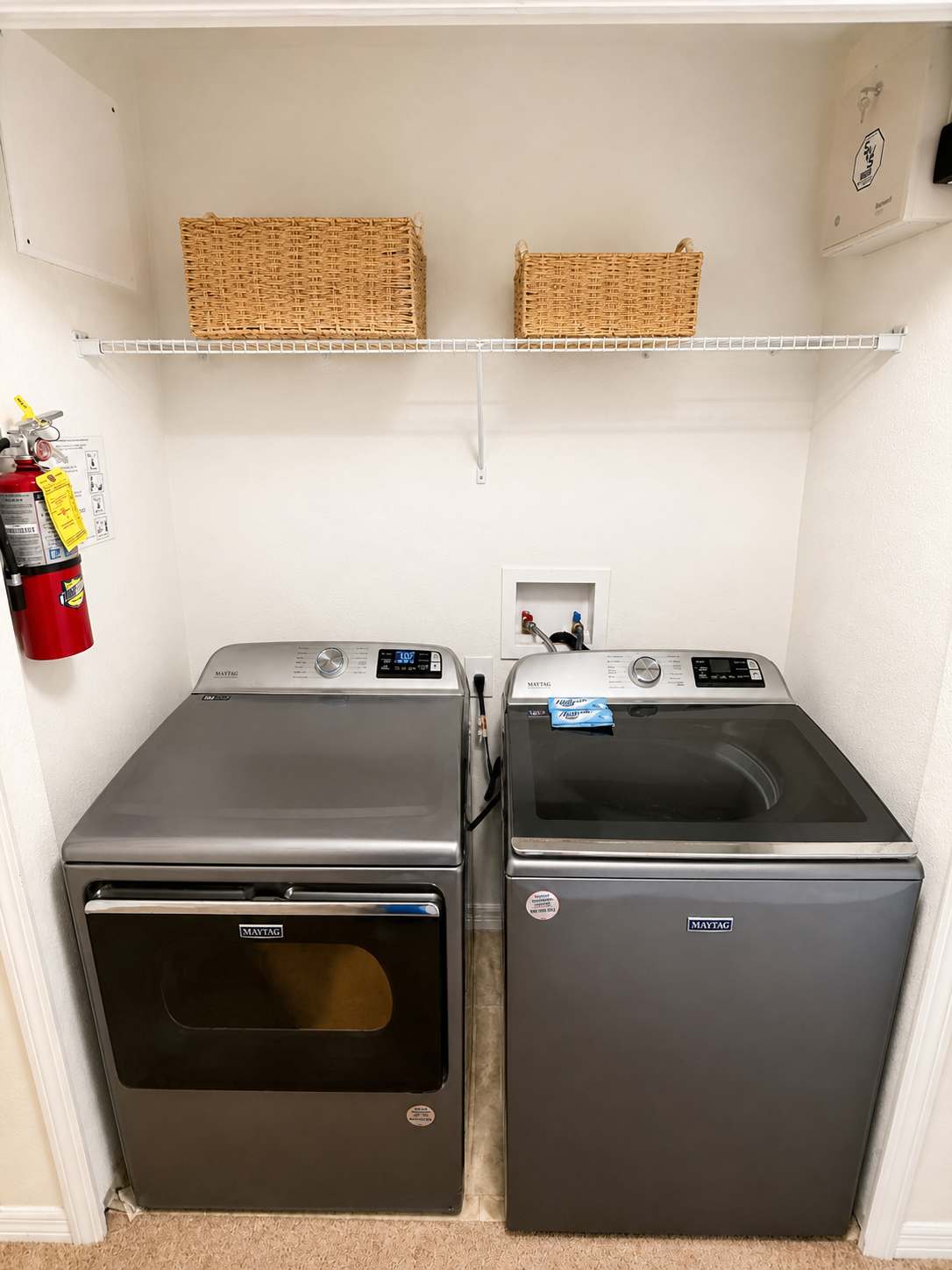 Private pool & FREE Resort near Disney! Sleeps 8