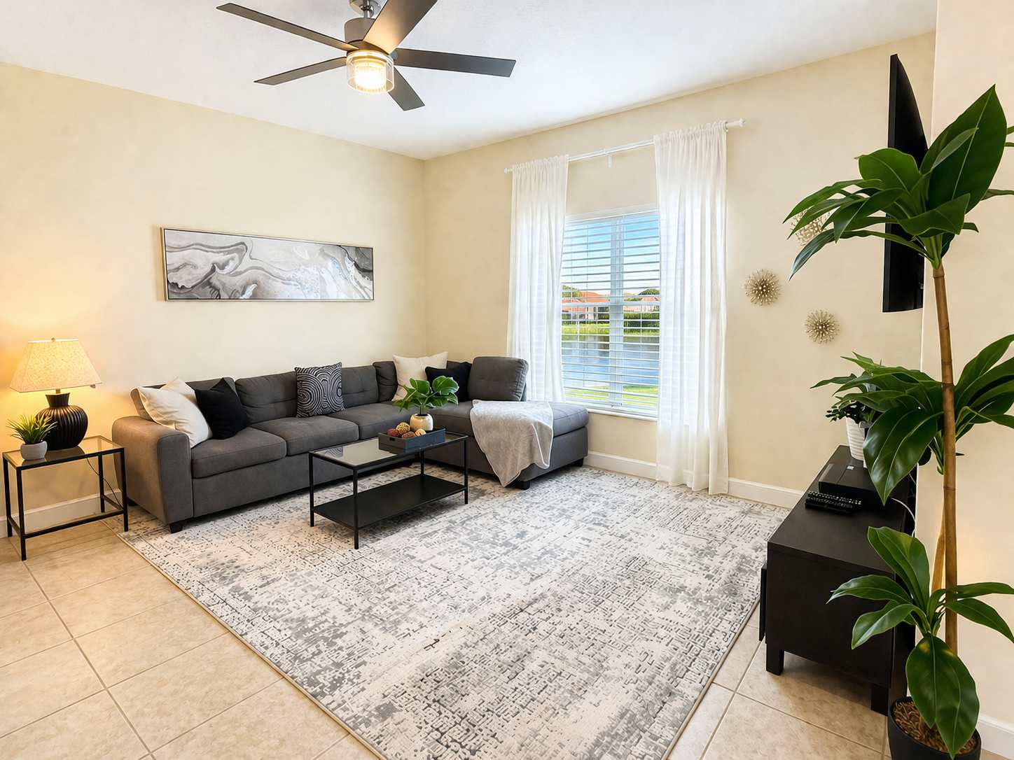 Private pool & FREE Resort near Disney! Sleeps 8