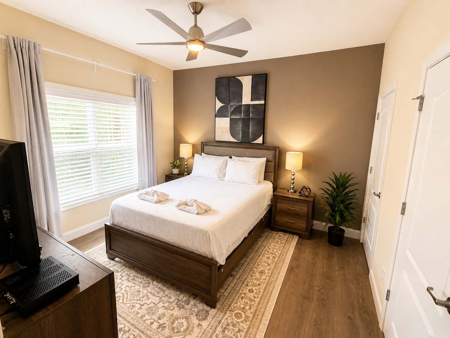 Private pool & FREE Resort near Disney! Sleeps 8