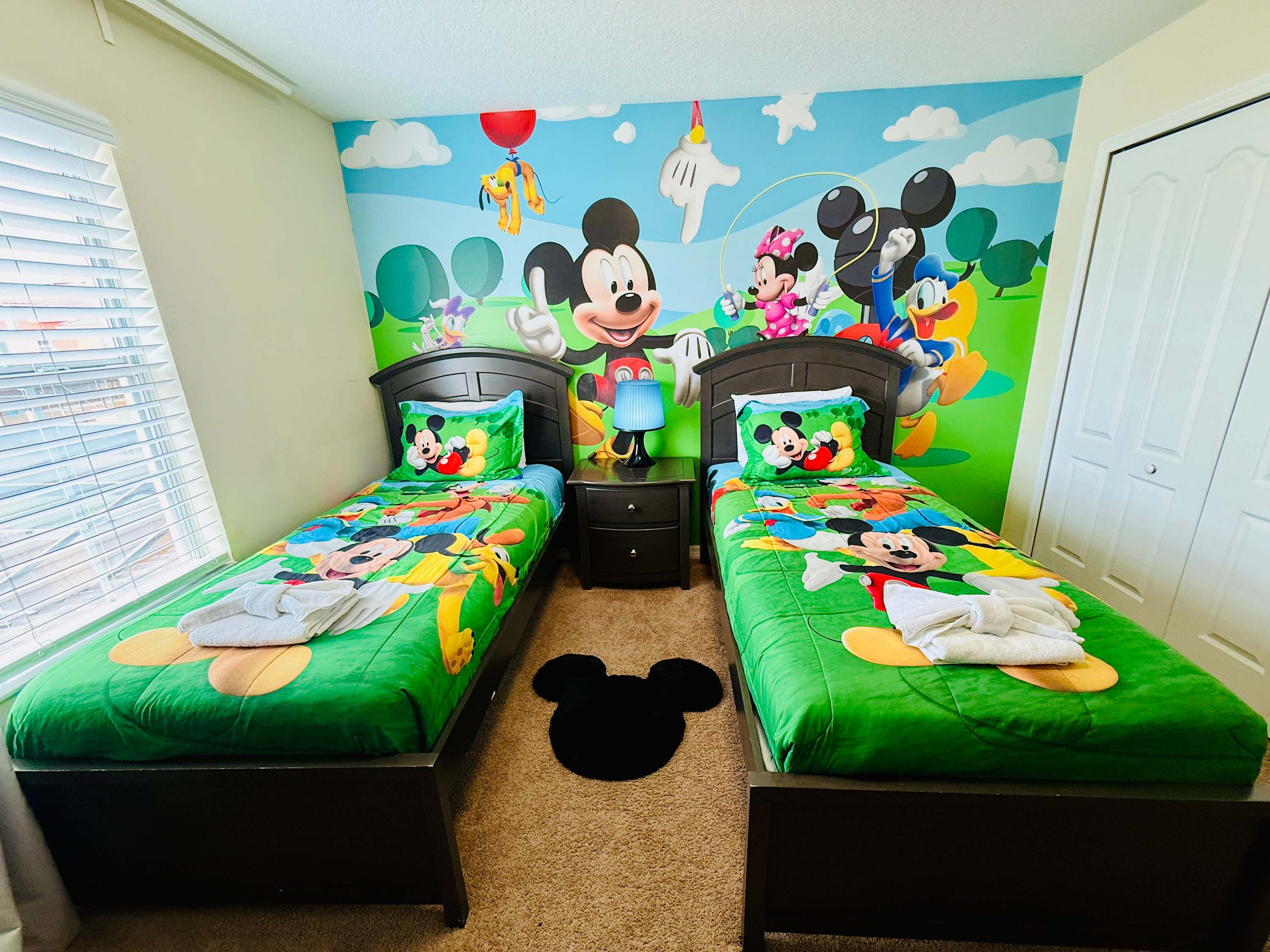 Private pool & FREE Resort near Disney! Sleeps 8