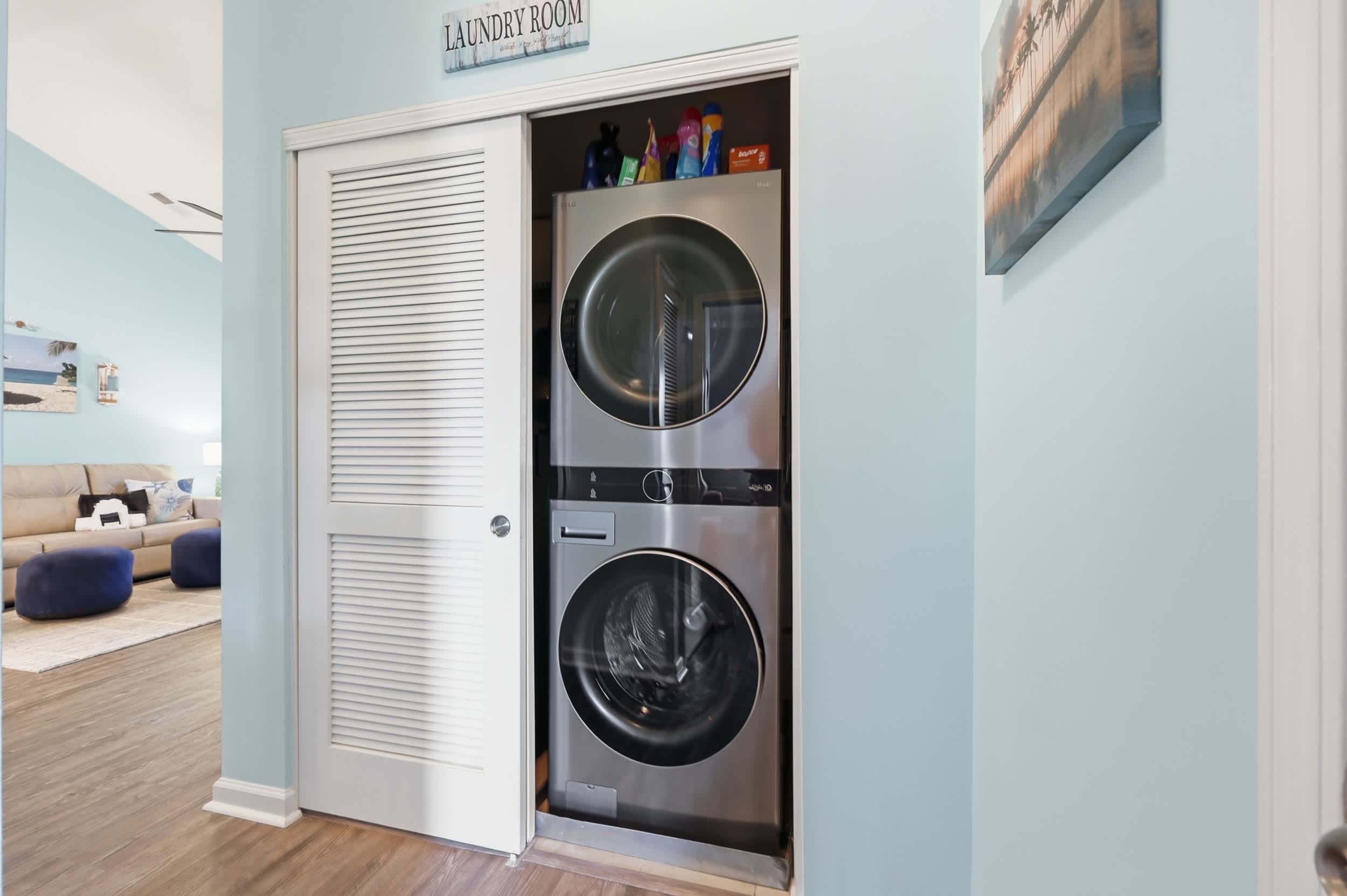 Coastal Comfort Pet Friendly Barefoot Resort Villa