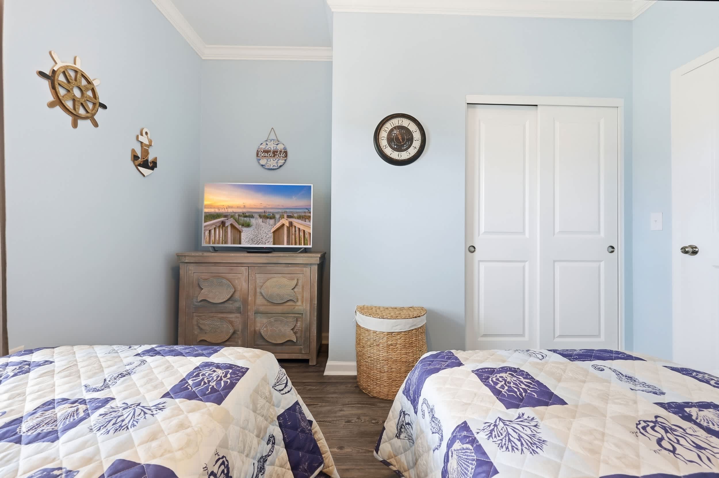 Coastal Comfort Pet Friendly Barefoot Resort Villa