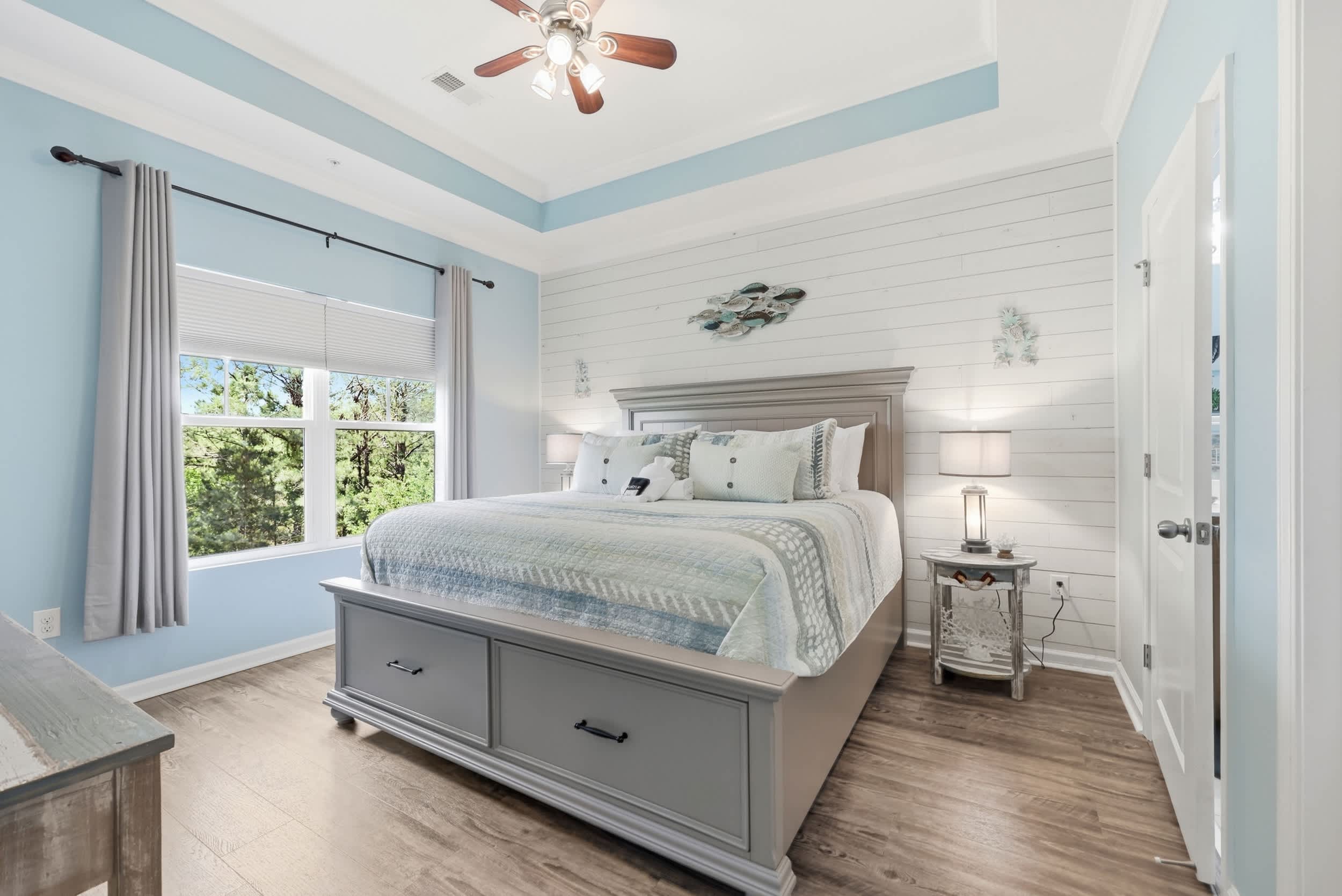 Coastal Comfort Pet Friendly Barefoot Resort Villa