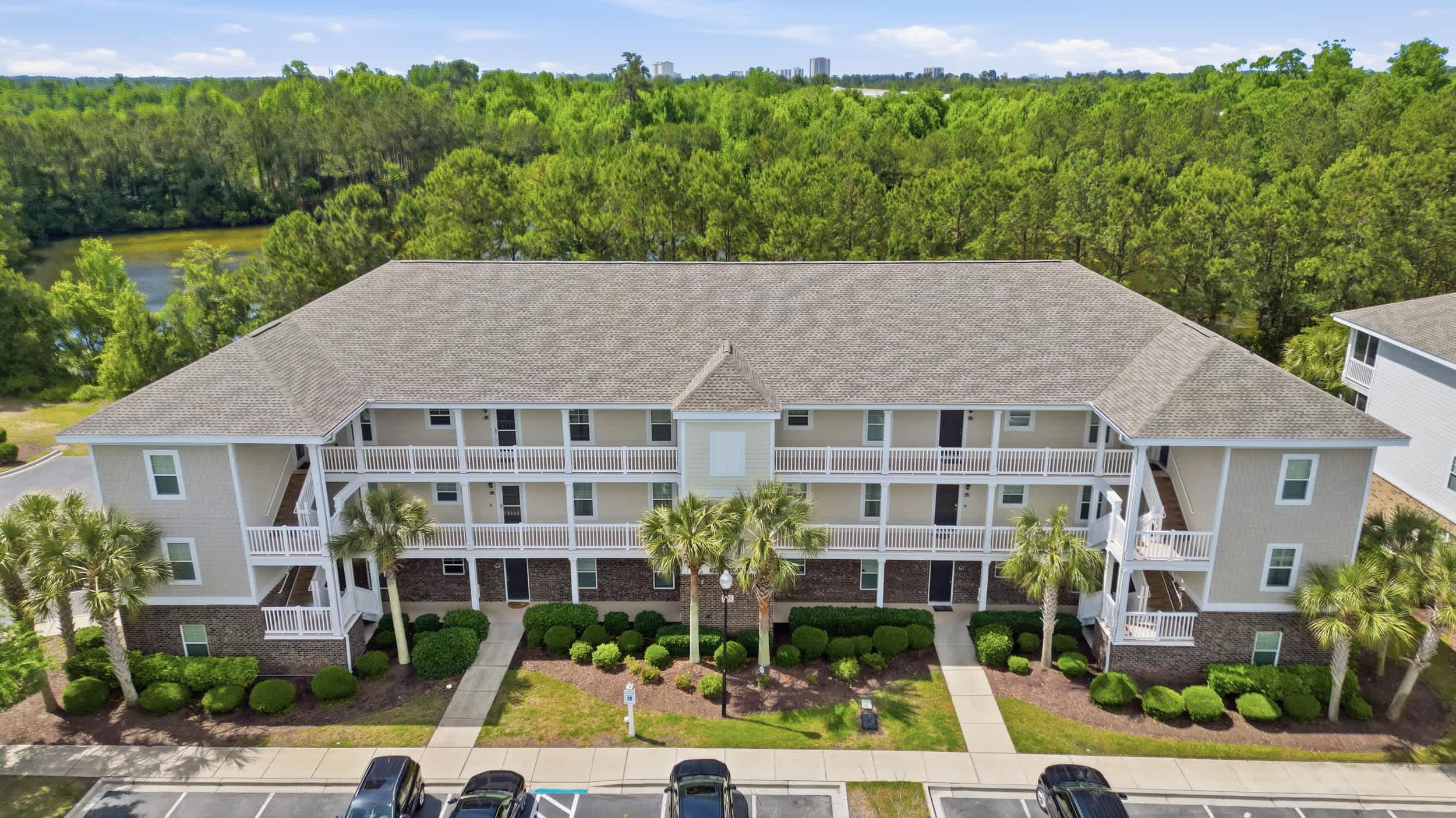 Coastal Comfort Pet Friendly Barefoot Resort Villa