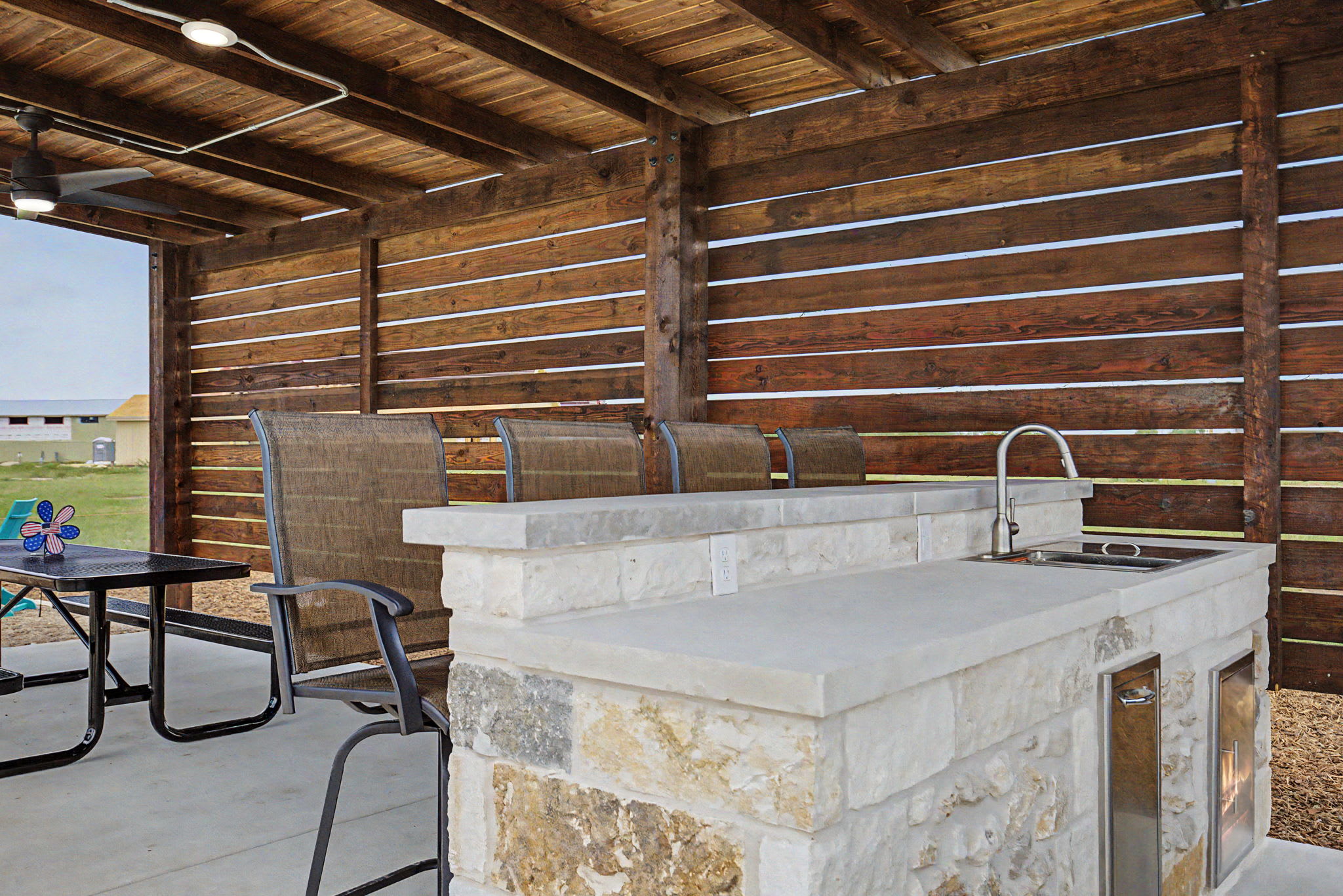 Twisted Vine Retreat - Fire Pit & Outdoor Kitchen | Photo 6