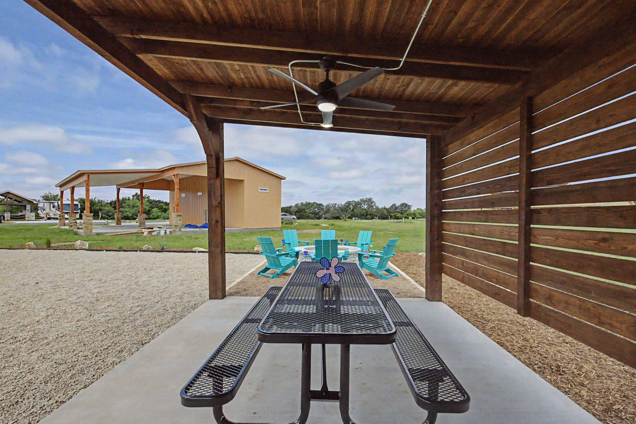 Twisted Vine Retreat - Fire Pit & Outdoor Kitchen | Photo 10