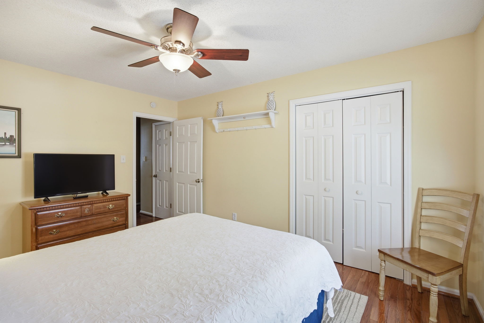 NE 38th Street Dog Friendly Star Spangled Manor | Photo 25