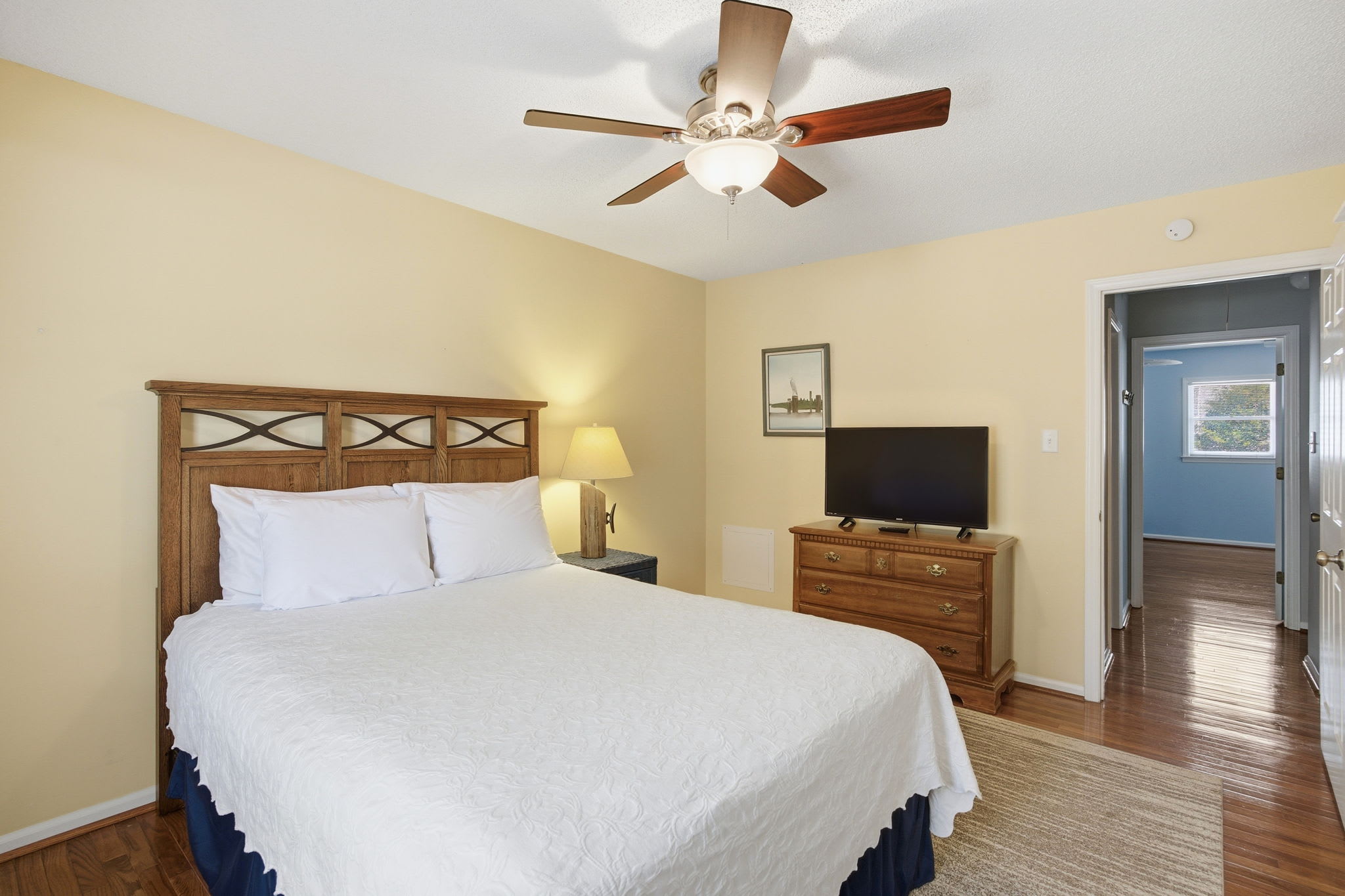 NE 38th Street Dog Friendly Star Spangled Manor | Photo 26