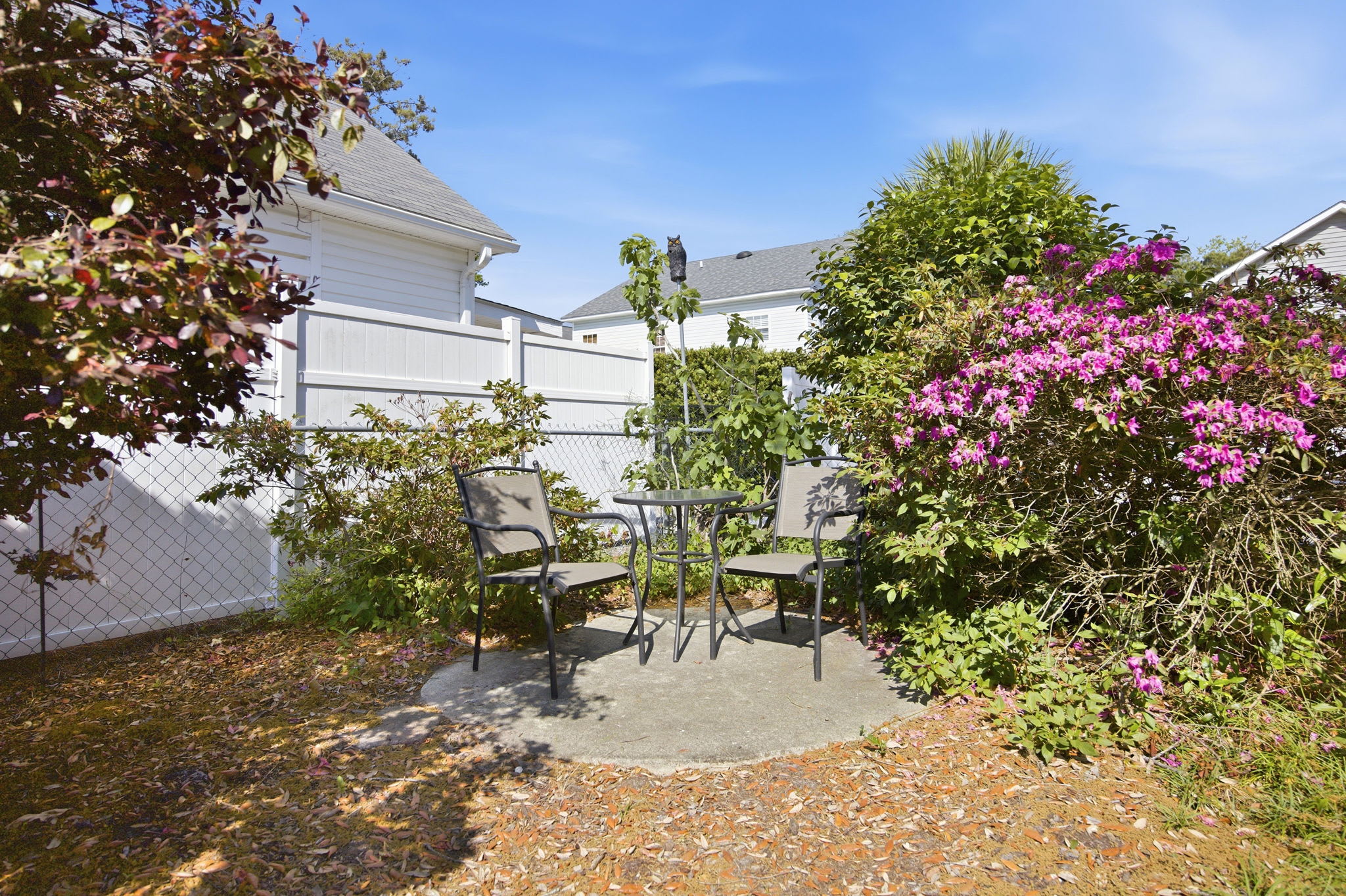 NE 38th Street Dog Friendly Star Spangled Manor | Photo 44