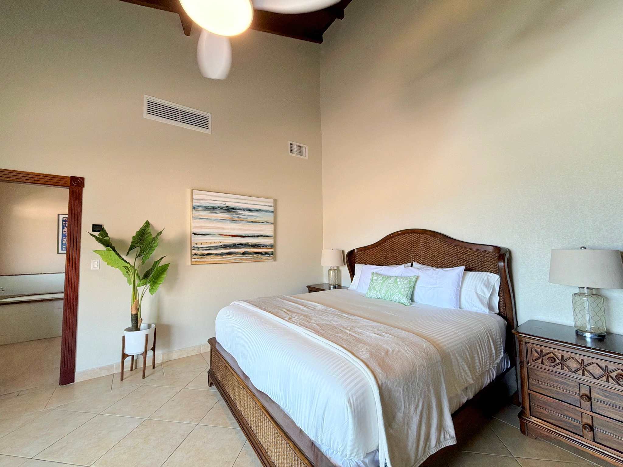 SeaMarine Luxury Penthouse at Porto Cupecoy Marina · Cupecoy | SeaLaVie SXM — photo 13