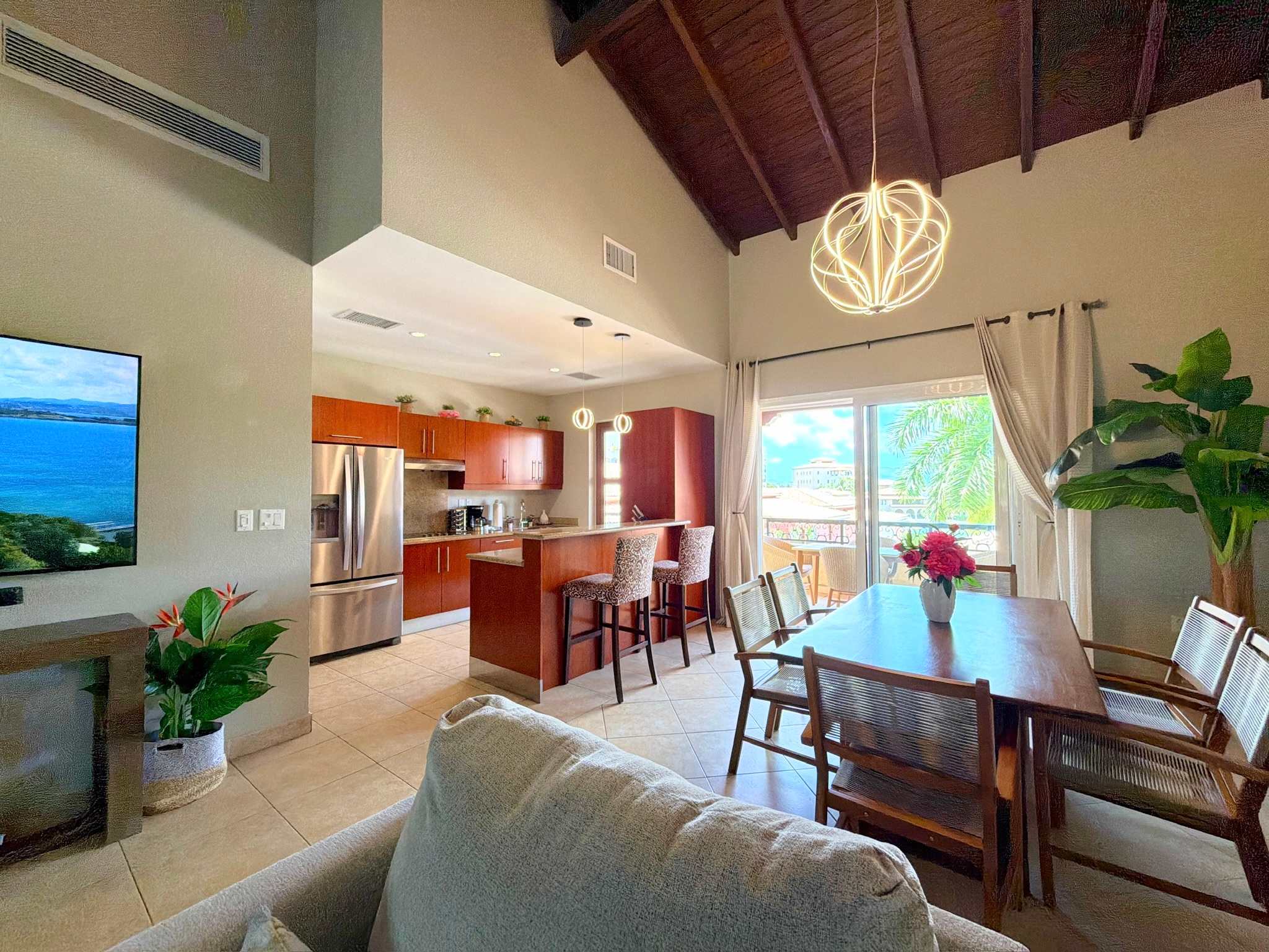 SeaMarine Luxury Penthouse at Porto Cupecoy Marina · Cupecoy | SeaLaVie SXM — photo 3
