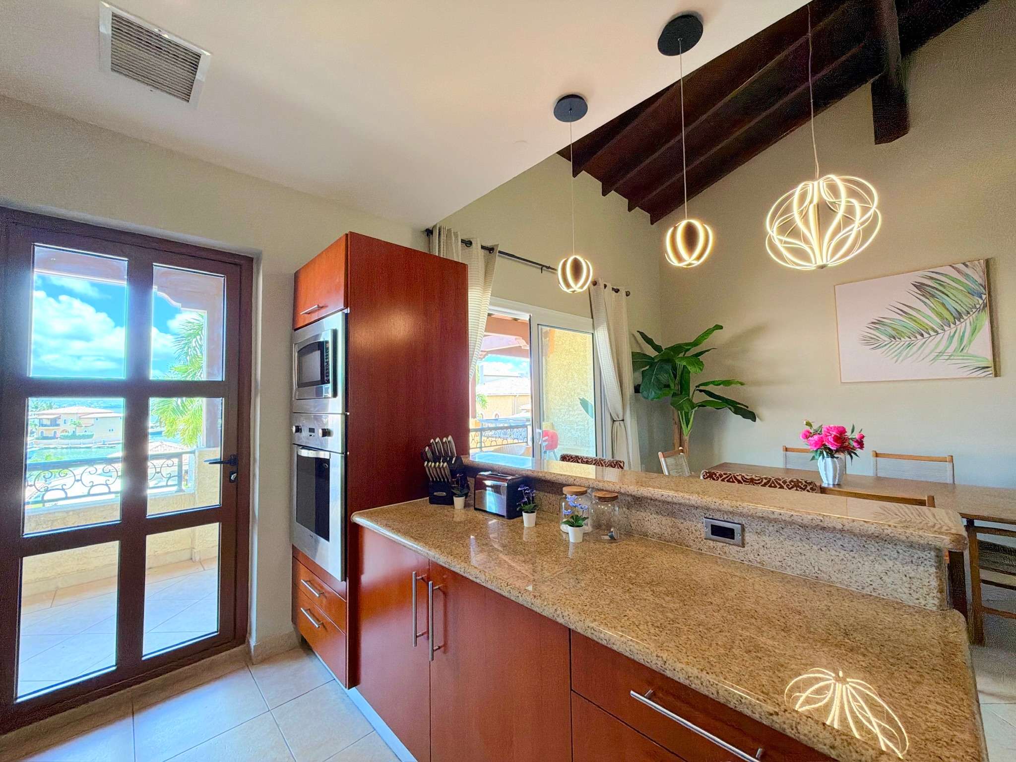 SeaMarine Luxury Penthouse at Porto Cupecoy Marina · Cupecoy | SeaLaVie SXM — photo 4