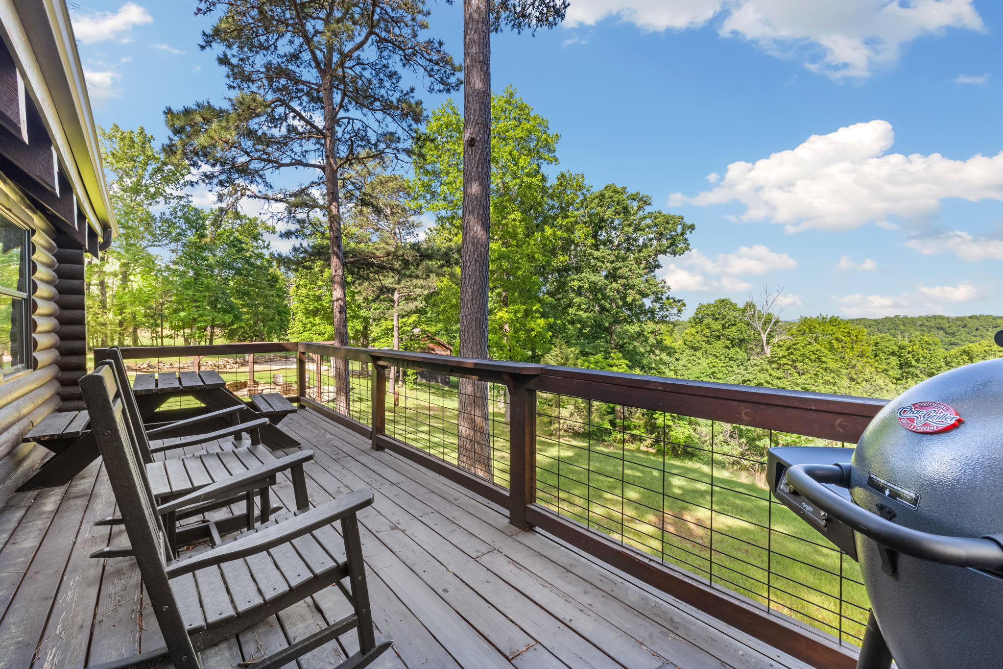 Pine Haven-Serene & Natural Cabin-7 mi to Downtown