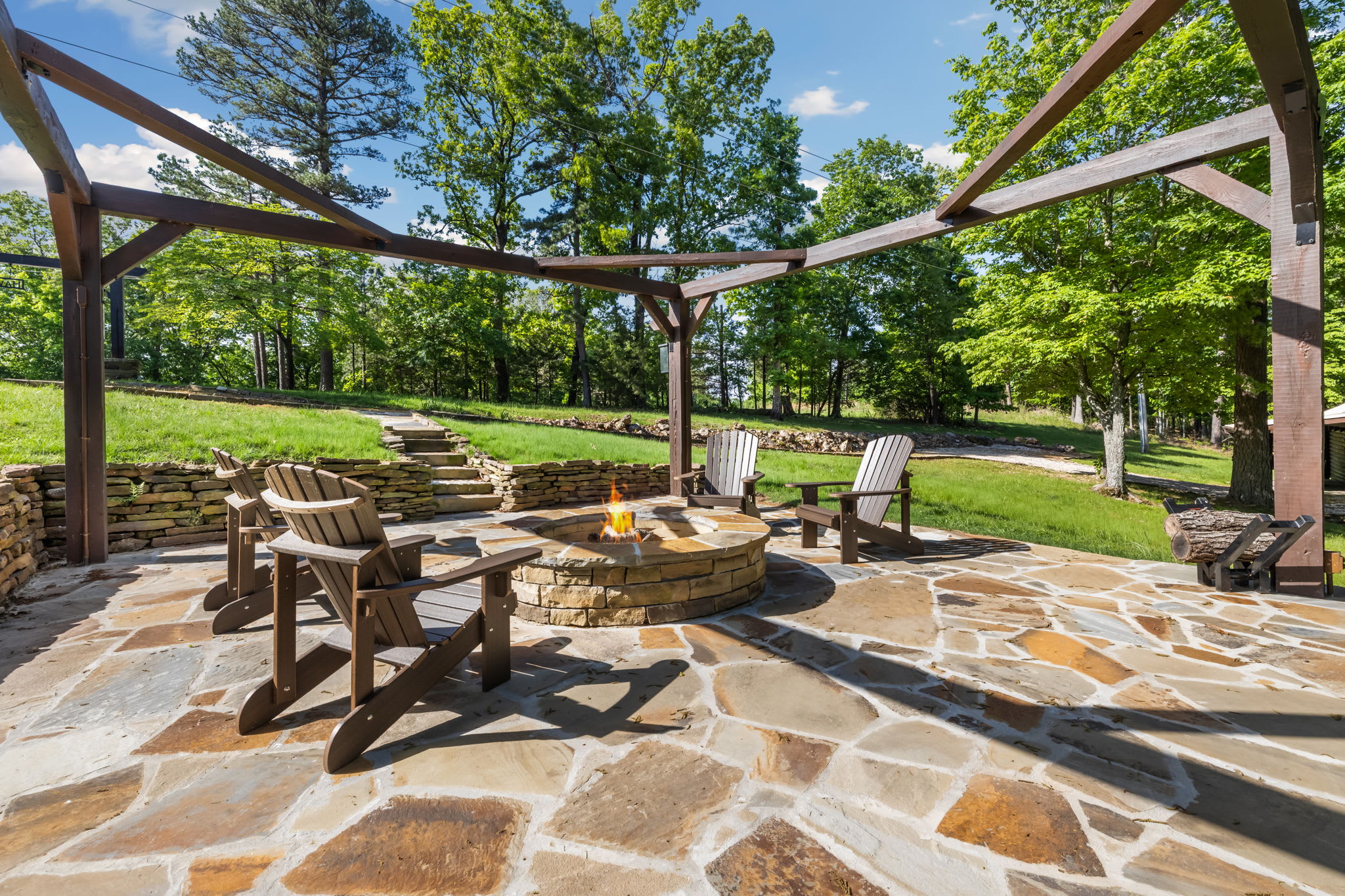 Pine Haven-Serene & Natural Cabin-7 mi to Downtown