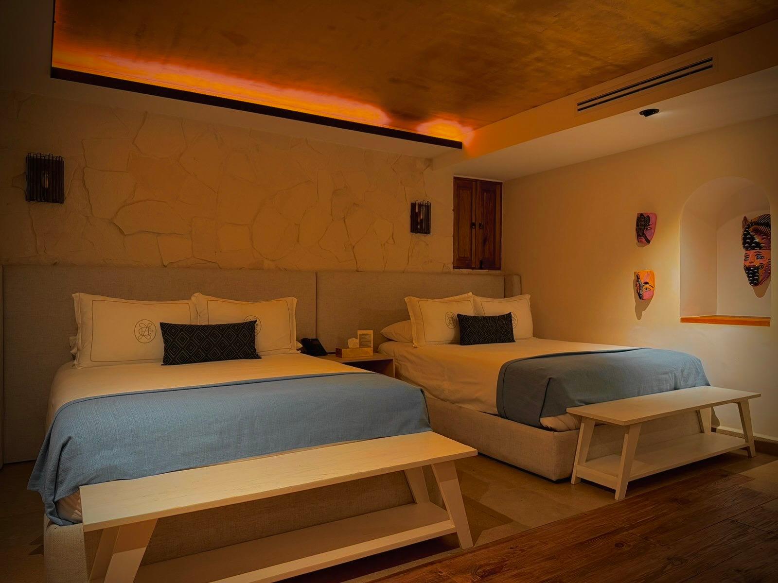 Elegant Double Queen Room - Casa Laja Hotel