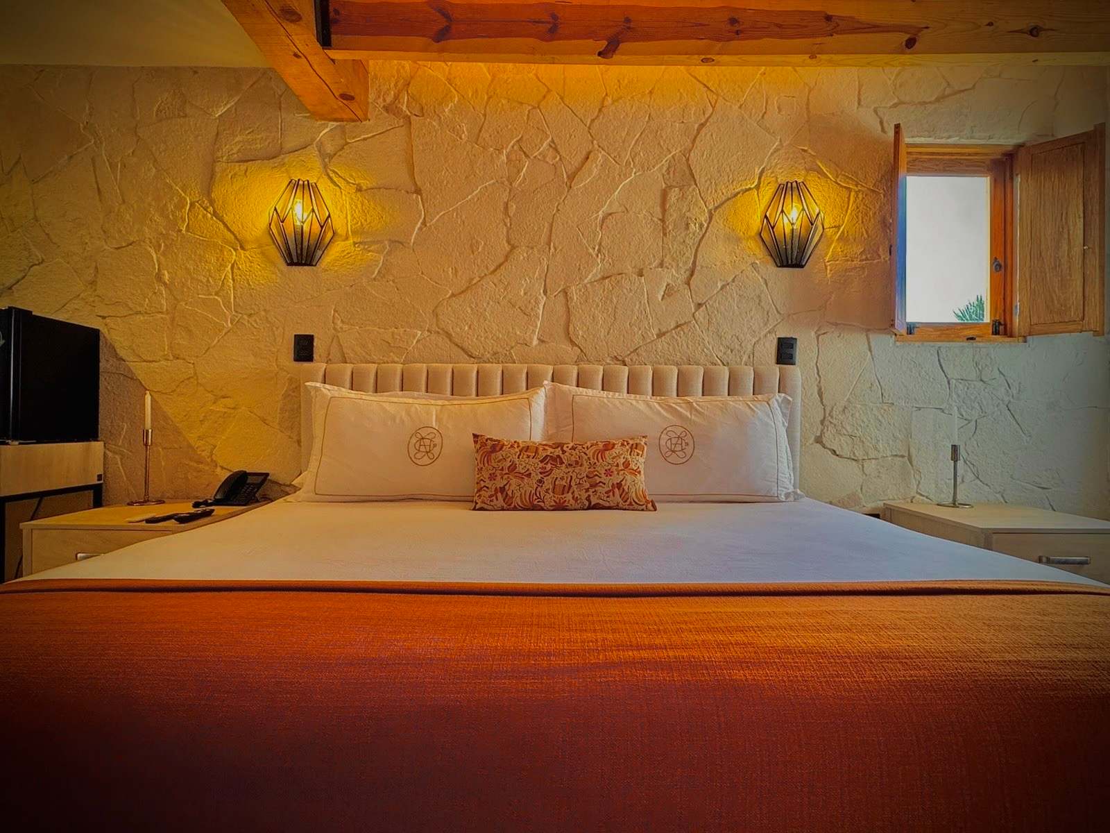Elegant King Suite in San Miguel de Allende