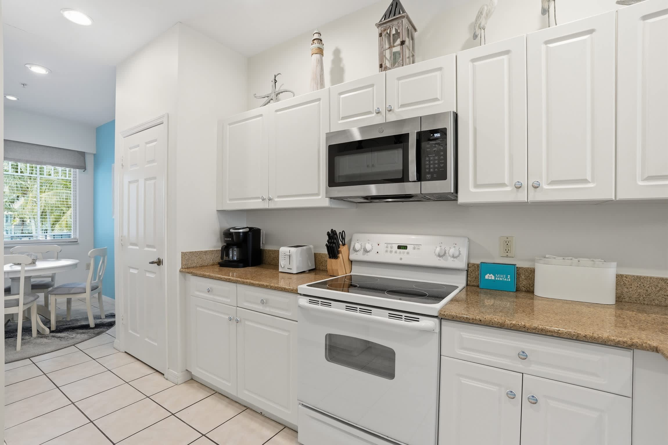 826 Second Floor Lake and Fountain Views | Photo 2