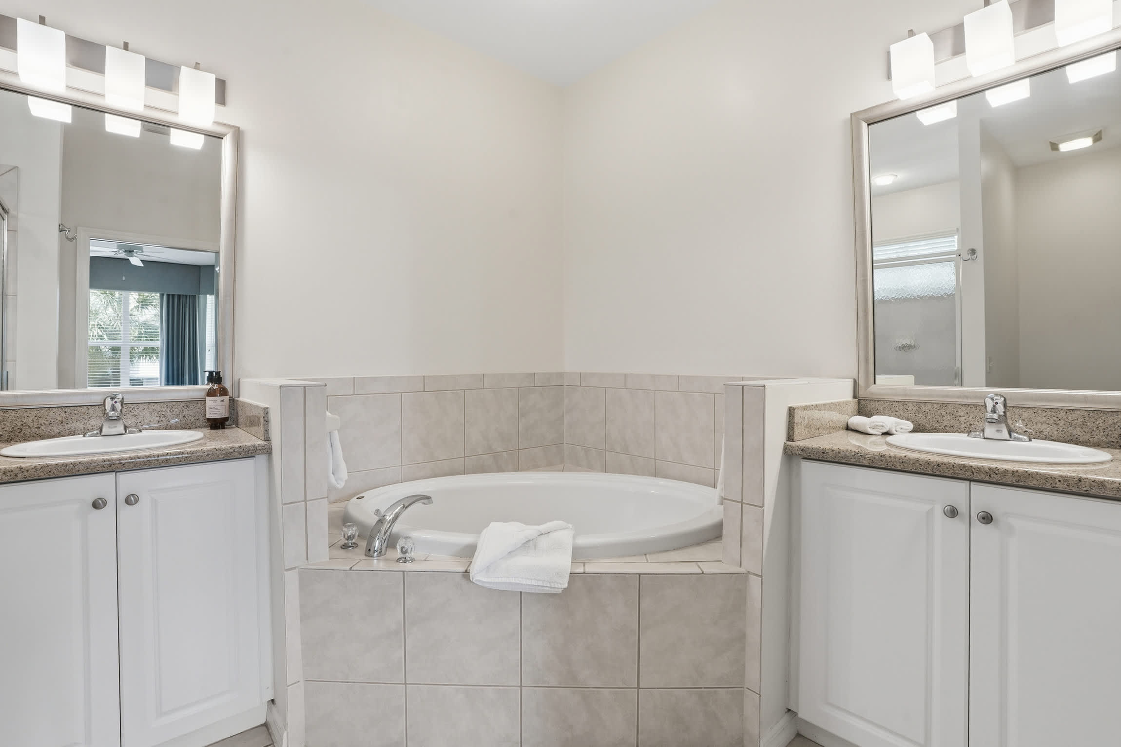 826 Second Floor Lake and Fountain Views | Photo 24