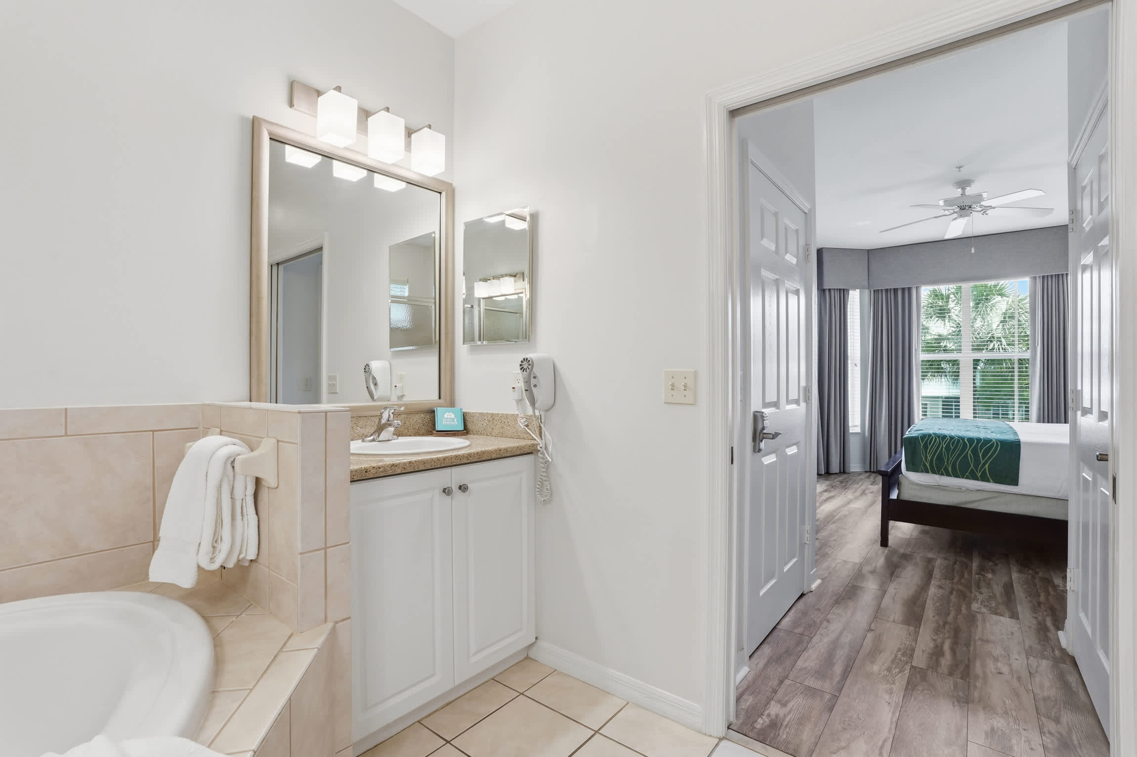 826 Second Floor Lake and Fountain Views | Photo 22