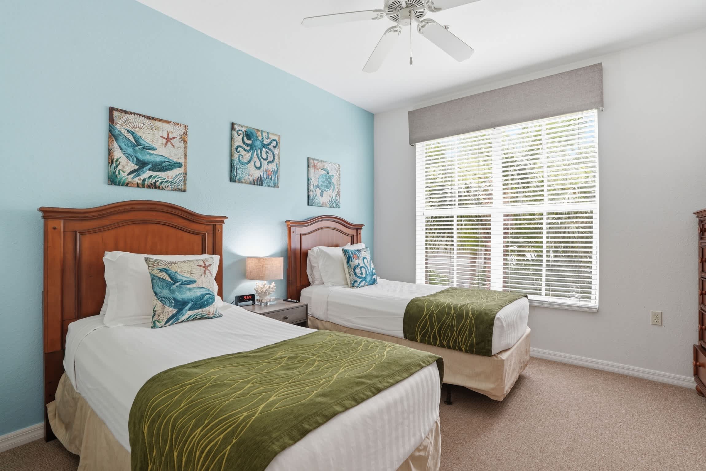 826 Second Floor Lake and Fountain Views | Photo 5