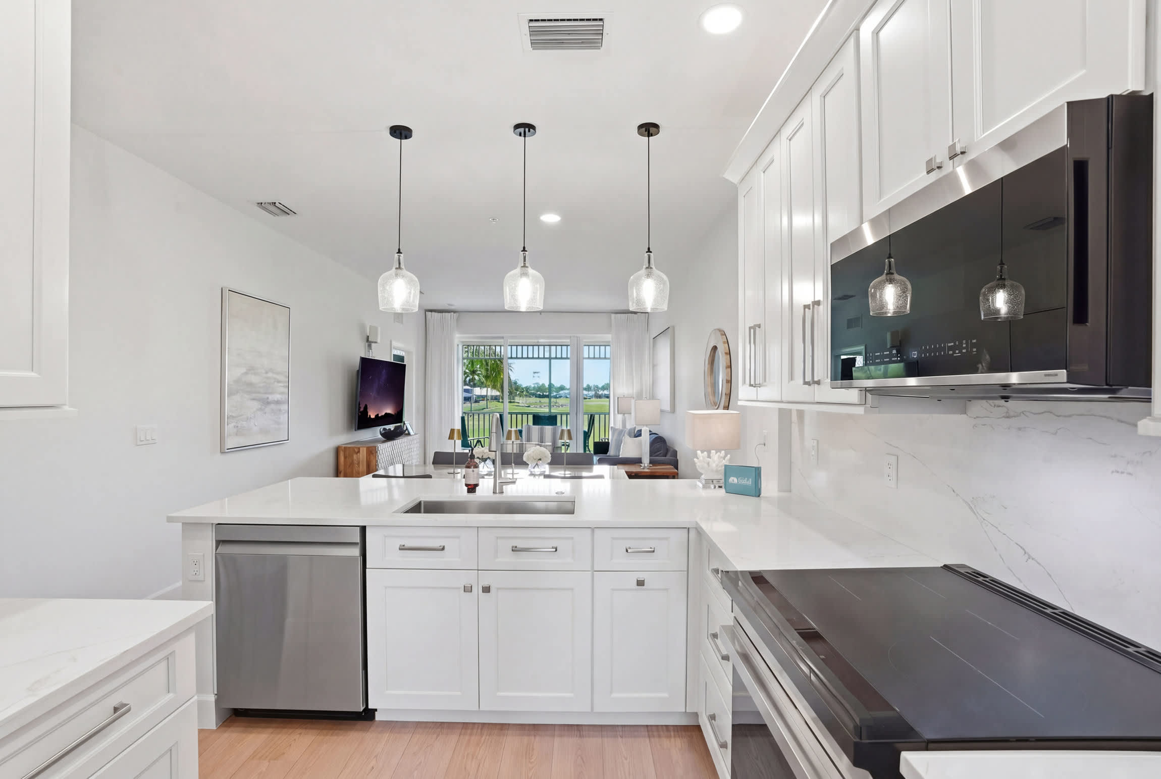 521 Spectacular Golf Views Renovated Sleeps 6 | Photo 2